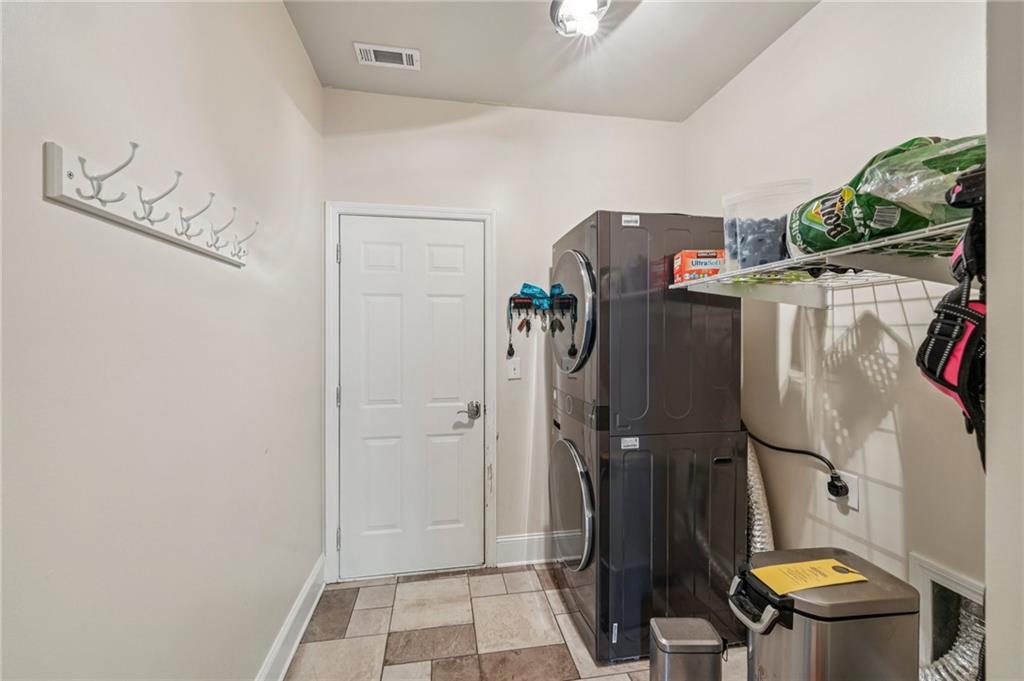 Woodstock, Georgia, 30188, United States, 5 Bedrooms Bedrooms, ,5 BathroomsBathrooms,Residential,For Sale,1927829