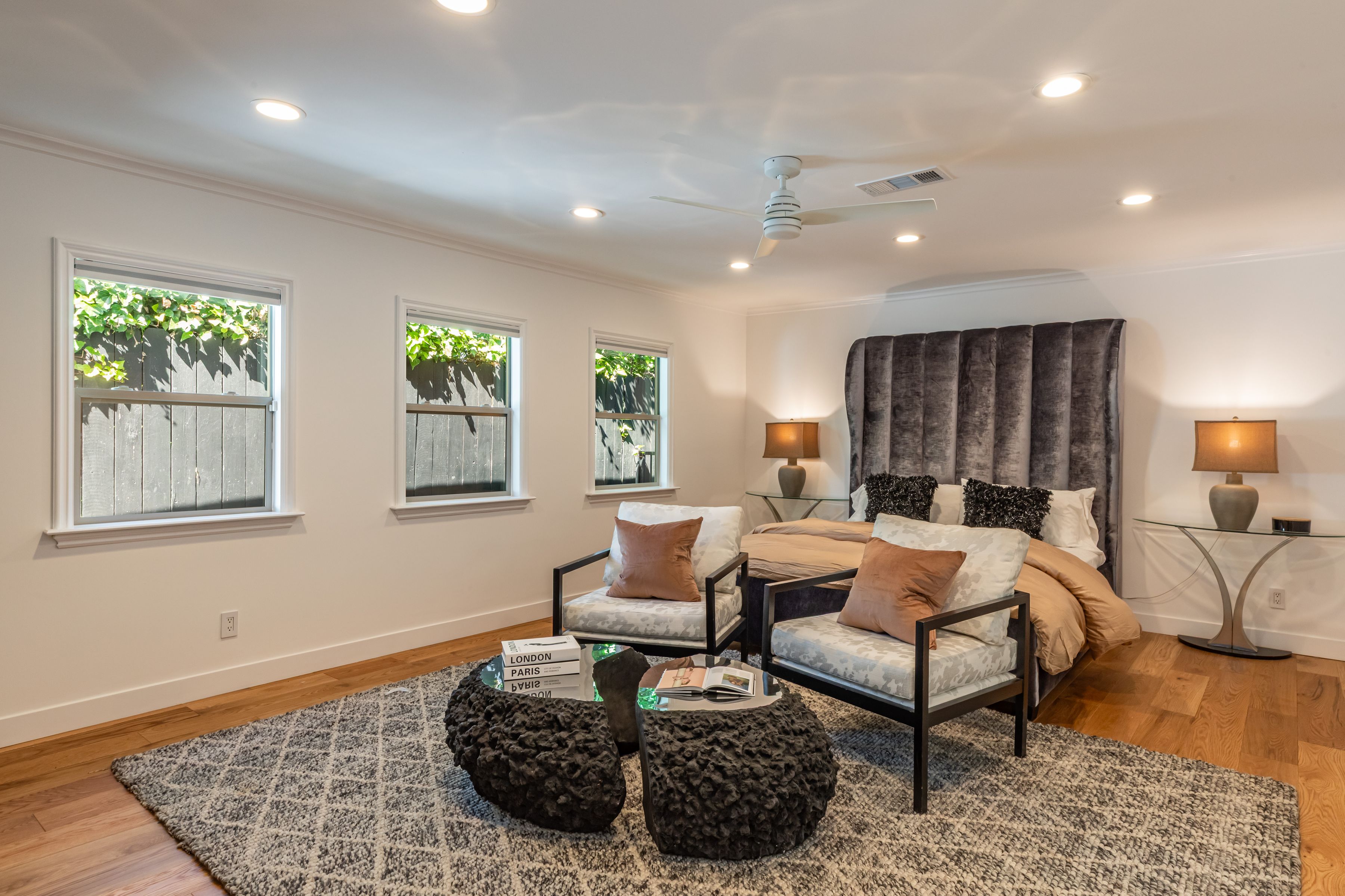  Thoughtfully Reimagined Tarzana Estate - 物件實景