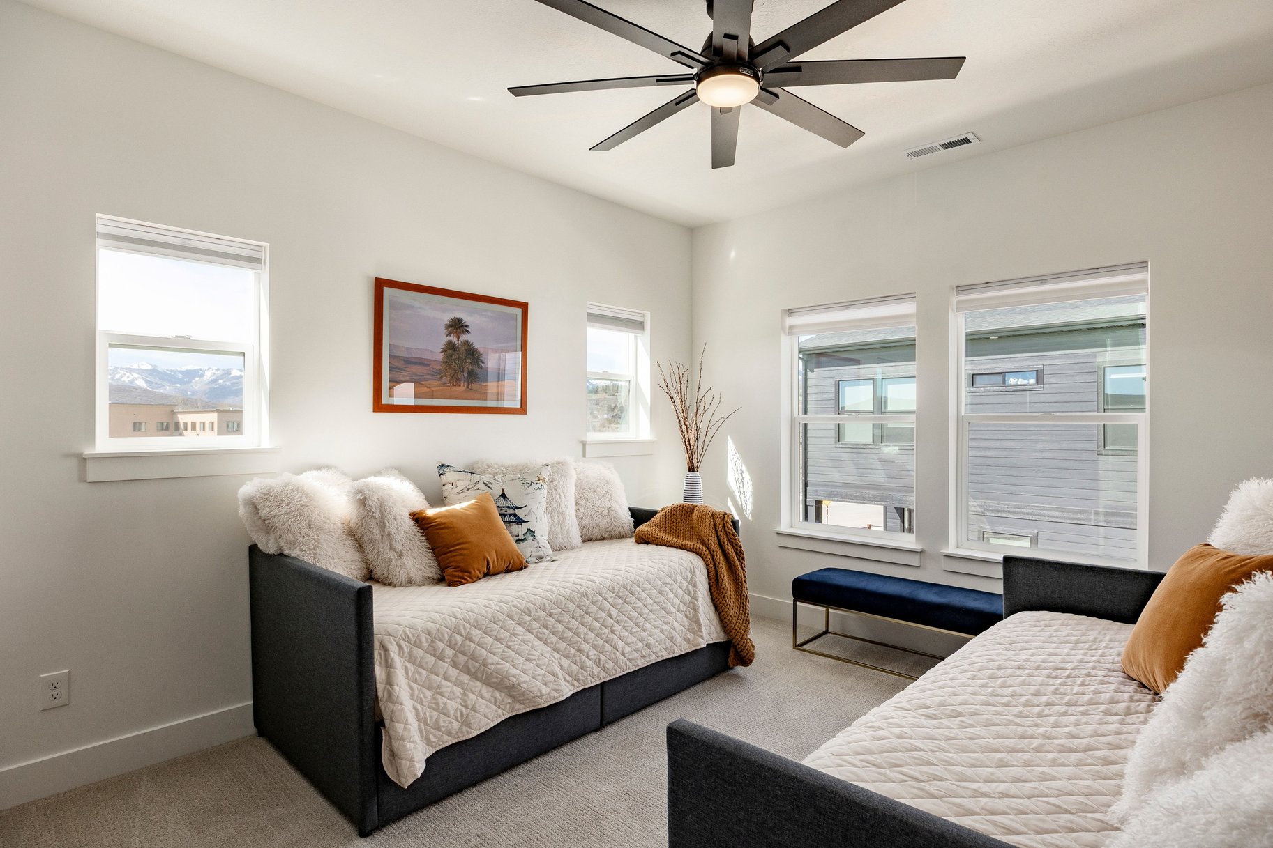  Stylish 2023 Move-In Ready Home  Silver Creek Village - 物件實景