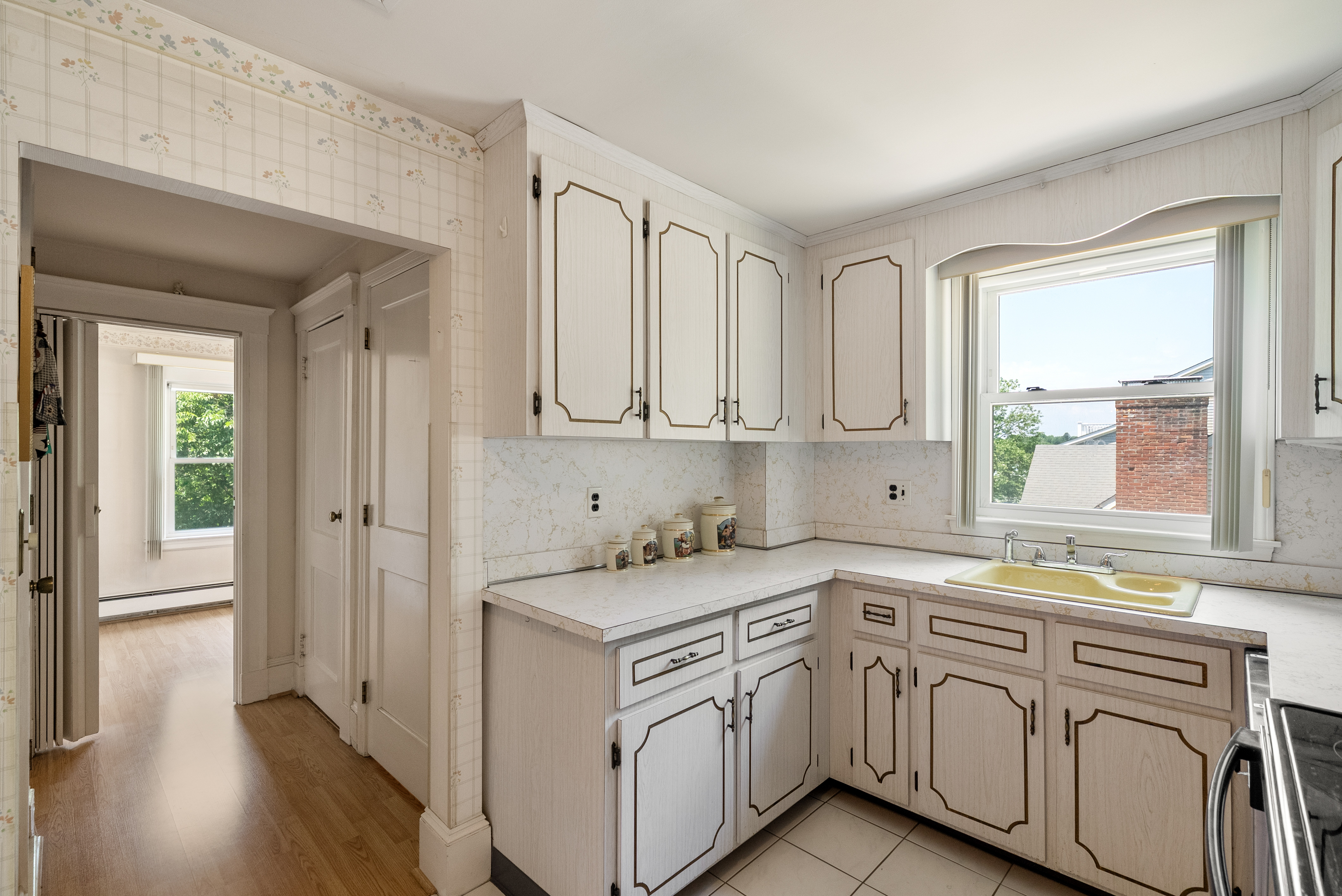  28 Hudson Street, Watertown, MA 02472 - 物件實景