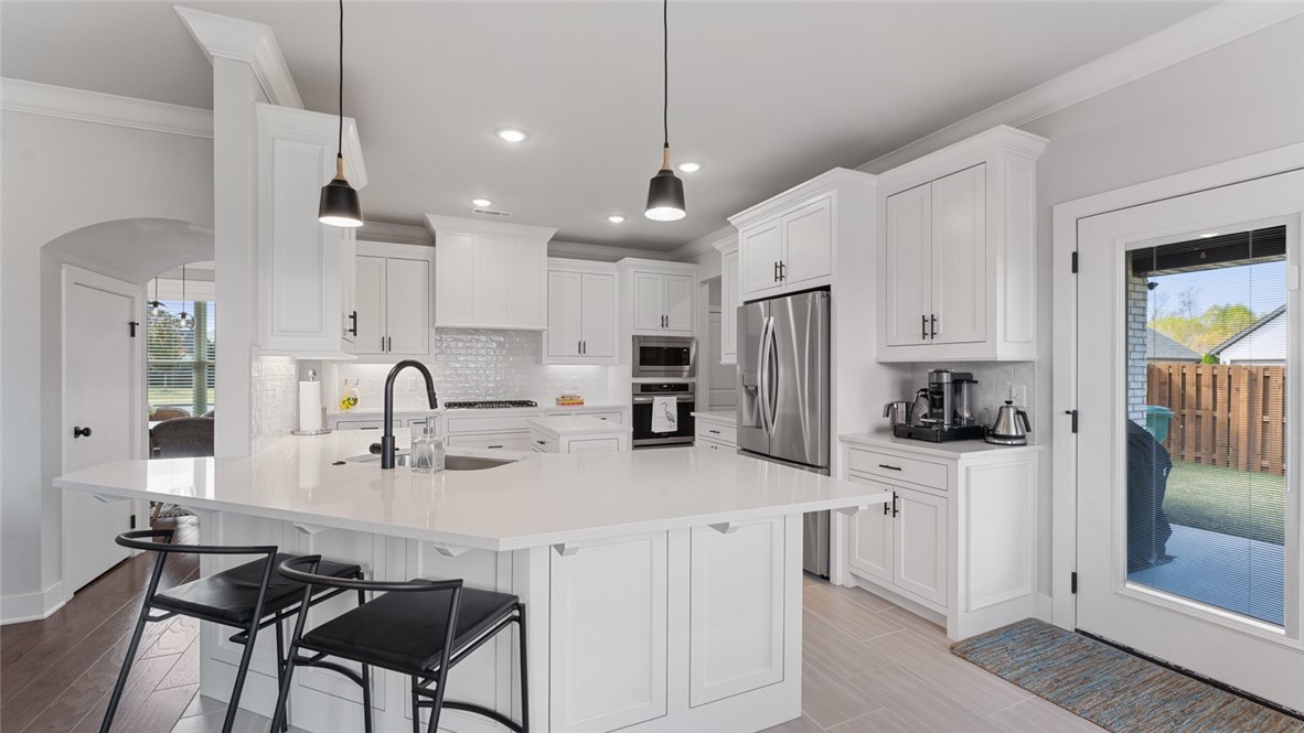 Bentonville, Arkansas, 72713, United States, 4 Bedrooms Bedrooms, ,3 BathroomsBathrooms,Residential,For Sale,1989403