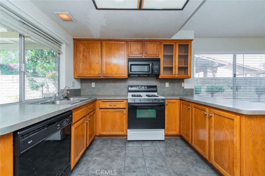 West Covina, California, 91792, United States, 3 Bedrooms Bedrooms, ,2 BathroomsBathrooms,Residential,For Sale,2031940