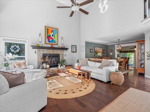 Fort Mill, South Carolina, 29708, United States, 4 Bedrooms Bedrooms, ,3 BathroomsBathrooms,Residential,For Sale,1977828