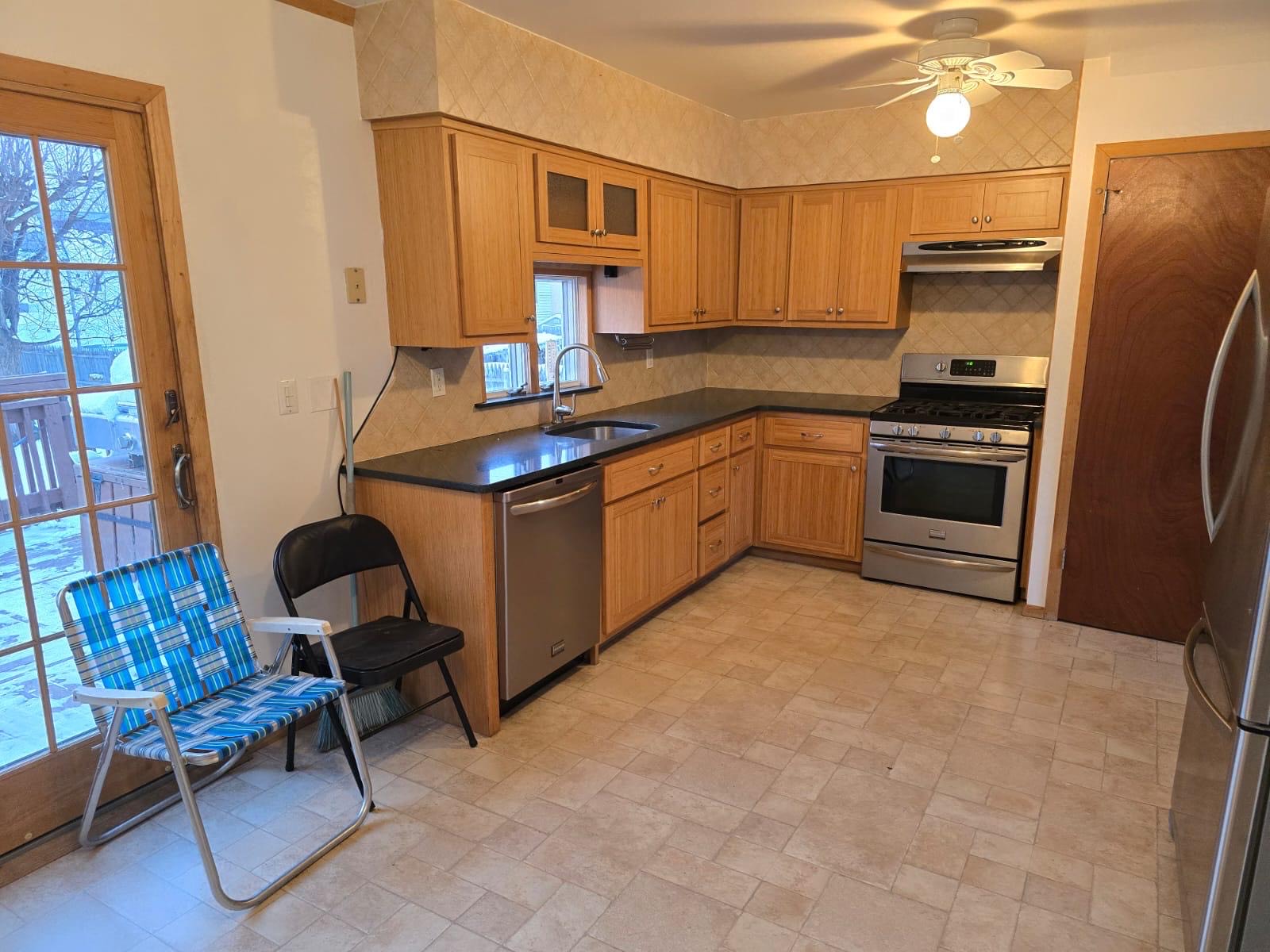 Little Ferry, New Jersey, 07643, United States, 7 Bedrooms Bedrooms, ,2 BathroomsBathrooms,Residential,For Sale,2006023