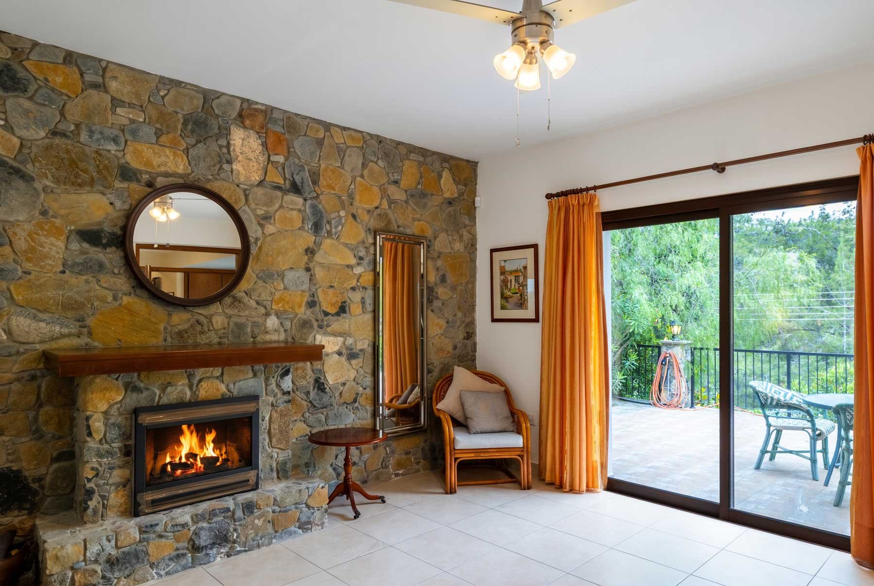  5 Bedroom Stone Villa with Pool near Troodos in Moniatis, Limassol - 物件實景