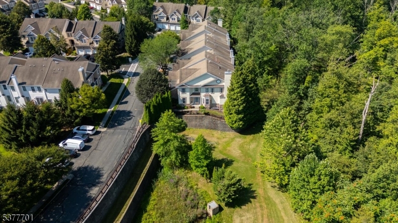 Denville Twp., New Jersey, 07834-3836, United States, 3 Bedrooms Bedrooms, ,4 BathroomsBathrooms,Residential,For Sale,1914239