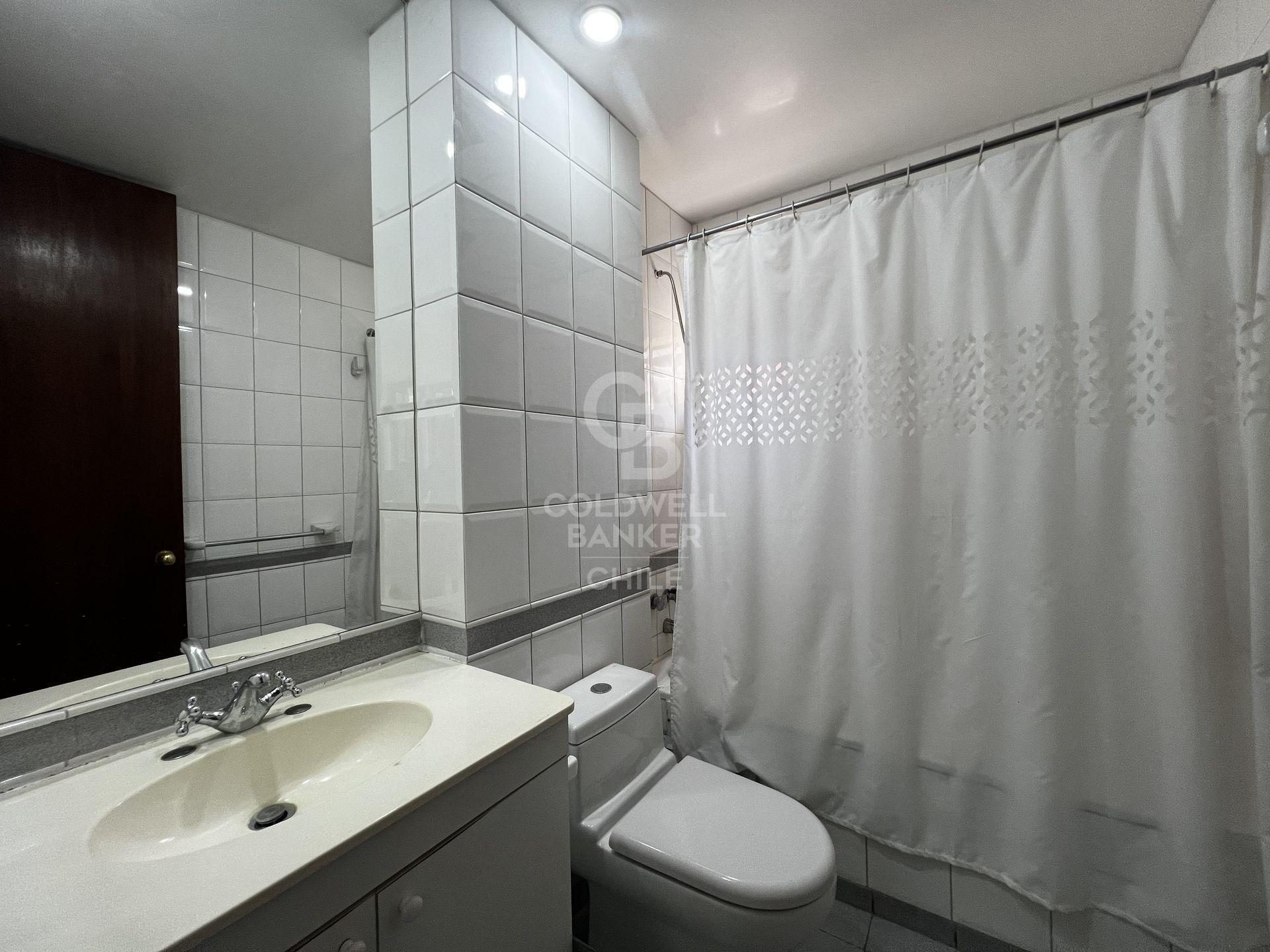 Vitacura, Chile, 4 Bedrooms Bedrooms, ,5 BathroomsBathrooms,Residential,For Sale,1767122