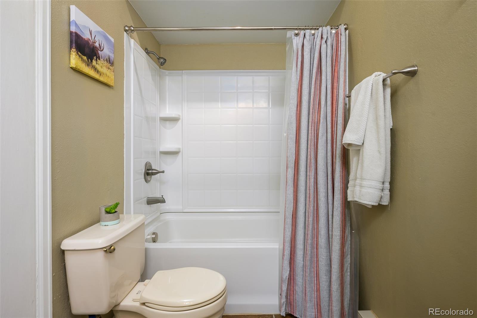 Granby, Colorado, 80446, United States, 3 Bedrooms Bedrooms, ,3 BathroomsBathrooms,Residential,For Sale,1938185