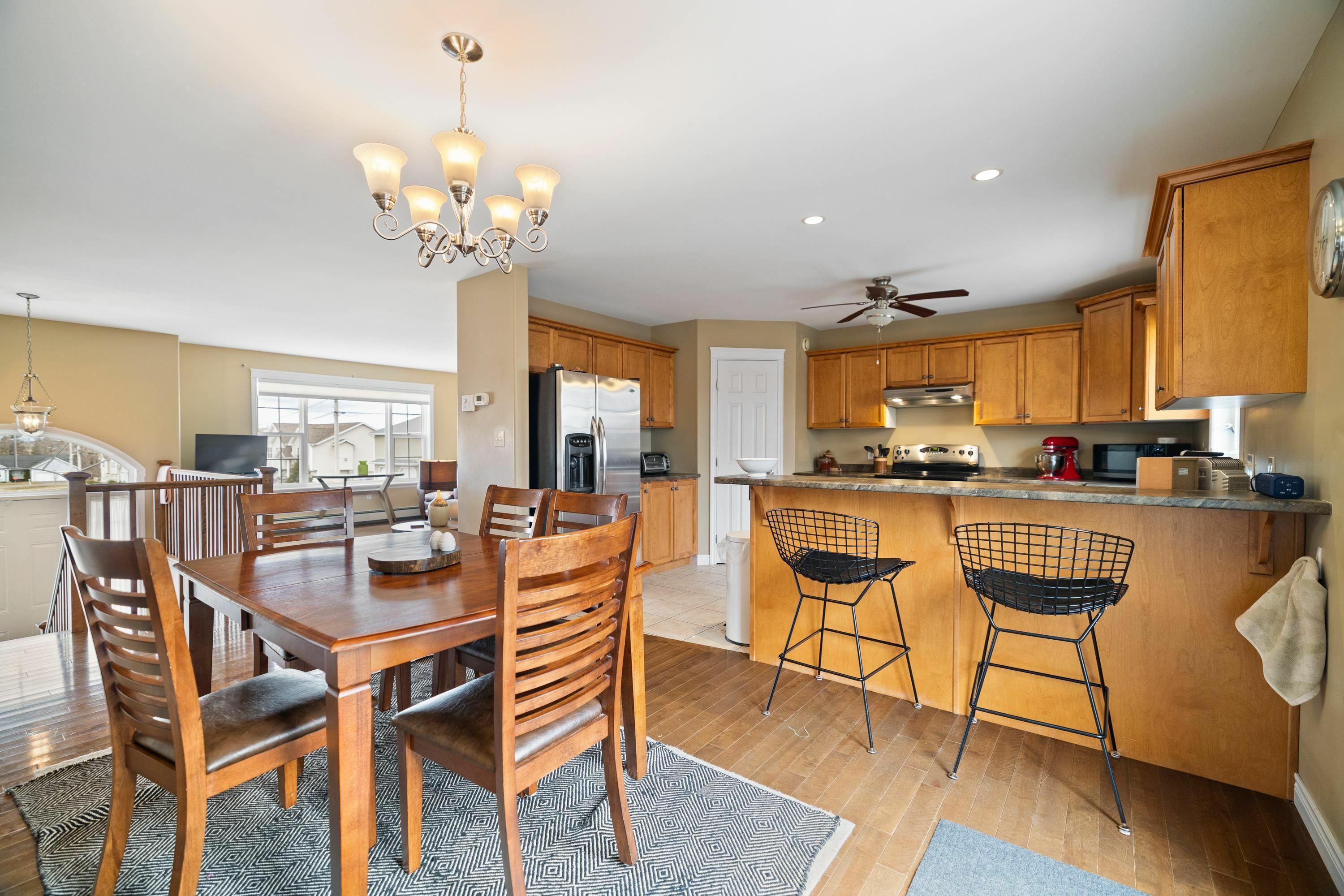 WEST ROYALTY, Prince Edward Island, C1E 2M3, CA, 4 Bedrooms Bedrooms, ,3 BathroomsBathrooms,Residential,For Sale,1875595