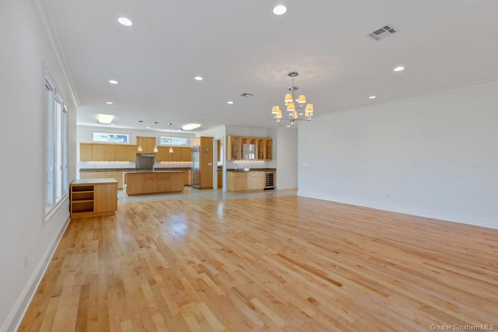 Lake Charles, Louisiana, 70605, United States, 6 Bedrooms Bedrooms, ,6 BathroomsBathrooms,Residential,For Sale,1981086