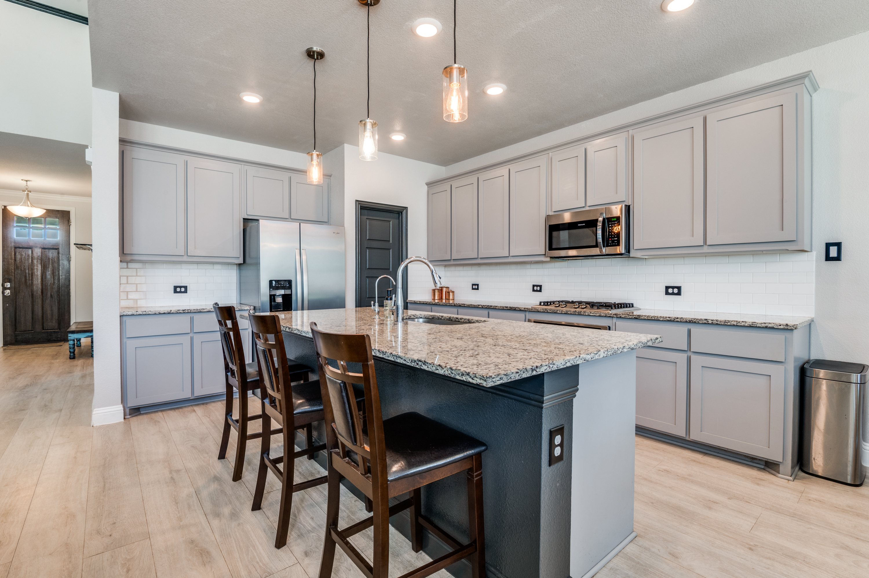  Burleson Beauty with Backyard Fun - 物件實景