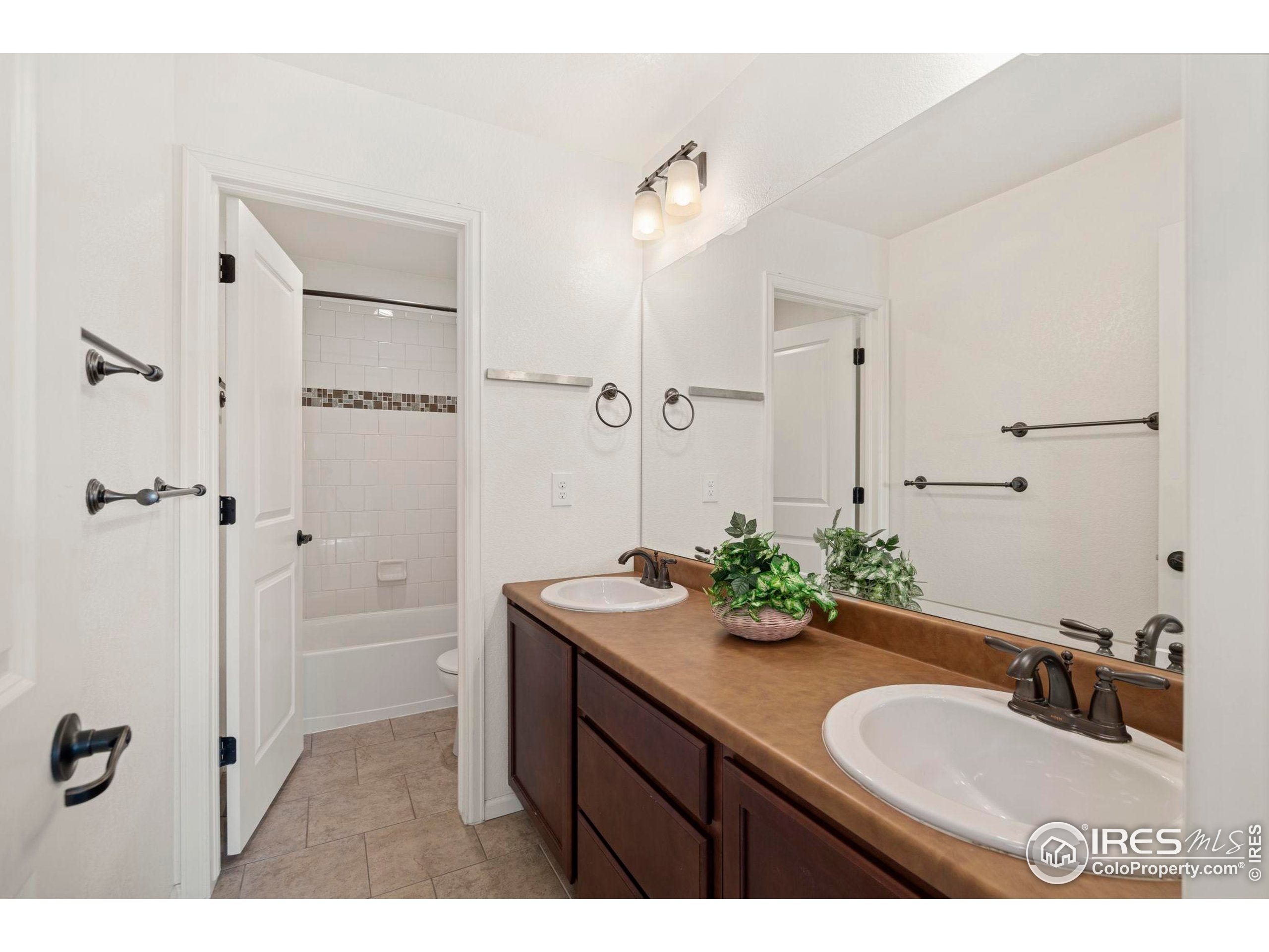 Fort Collins, Colorado, 80528, United States, 4 Bedrooms Bedrooms, ,2 BathroomsBathrooms,Residential,For Sale,1940904