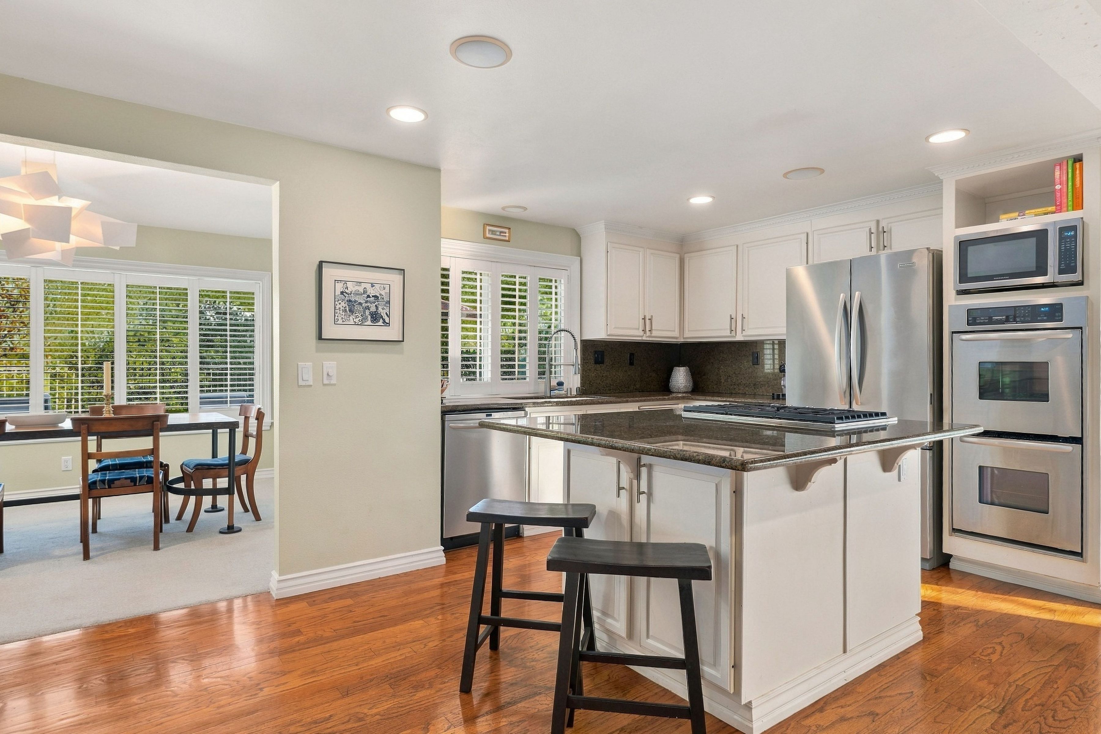  908 Blue Spring Drive, Westlake Village - 物件實景
