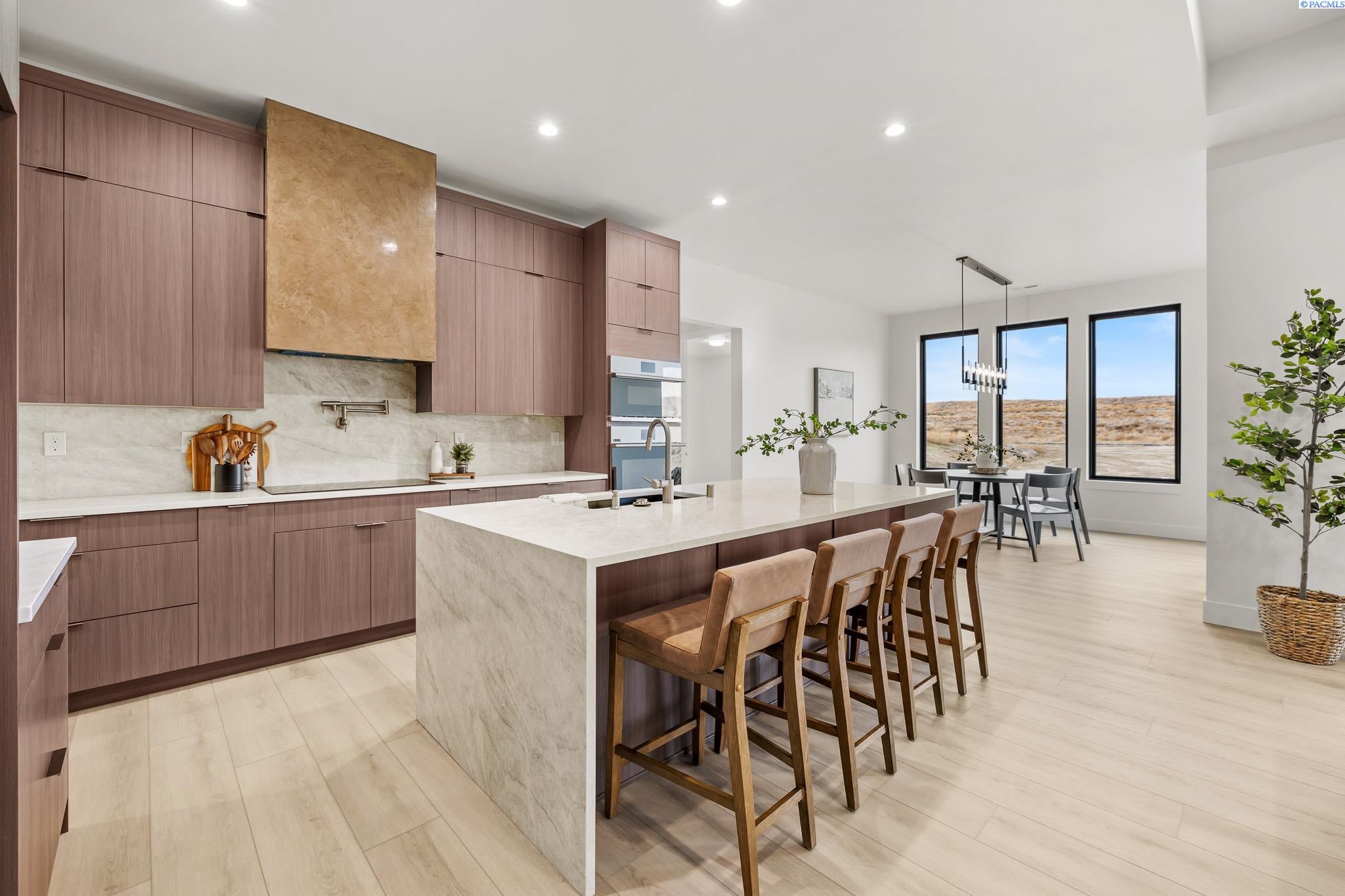 Richland, Washington, 99352, United States, 4 Bedrooms Bedrooms, ,2 BathroomsBathrooms,Residential,For Sale,2000118