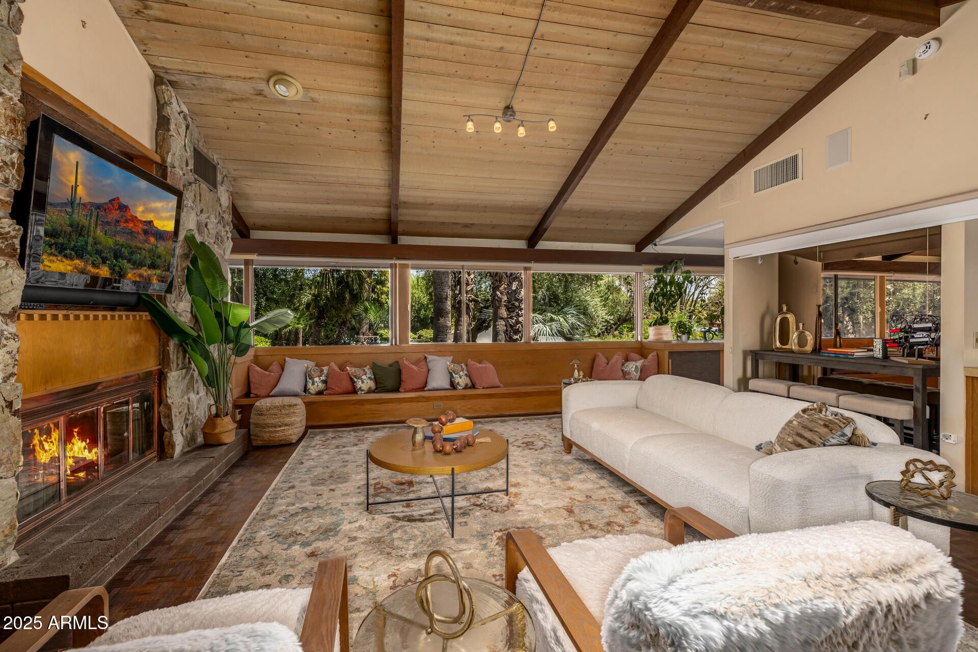 Paradise Valley, Arizona, 85253, United States, 4 Bedrooms Bedrooms, ,8 BathroomsBathrooms,Residential,For Sale,1983455