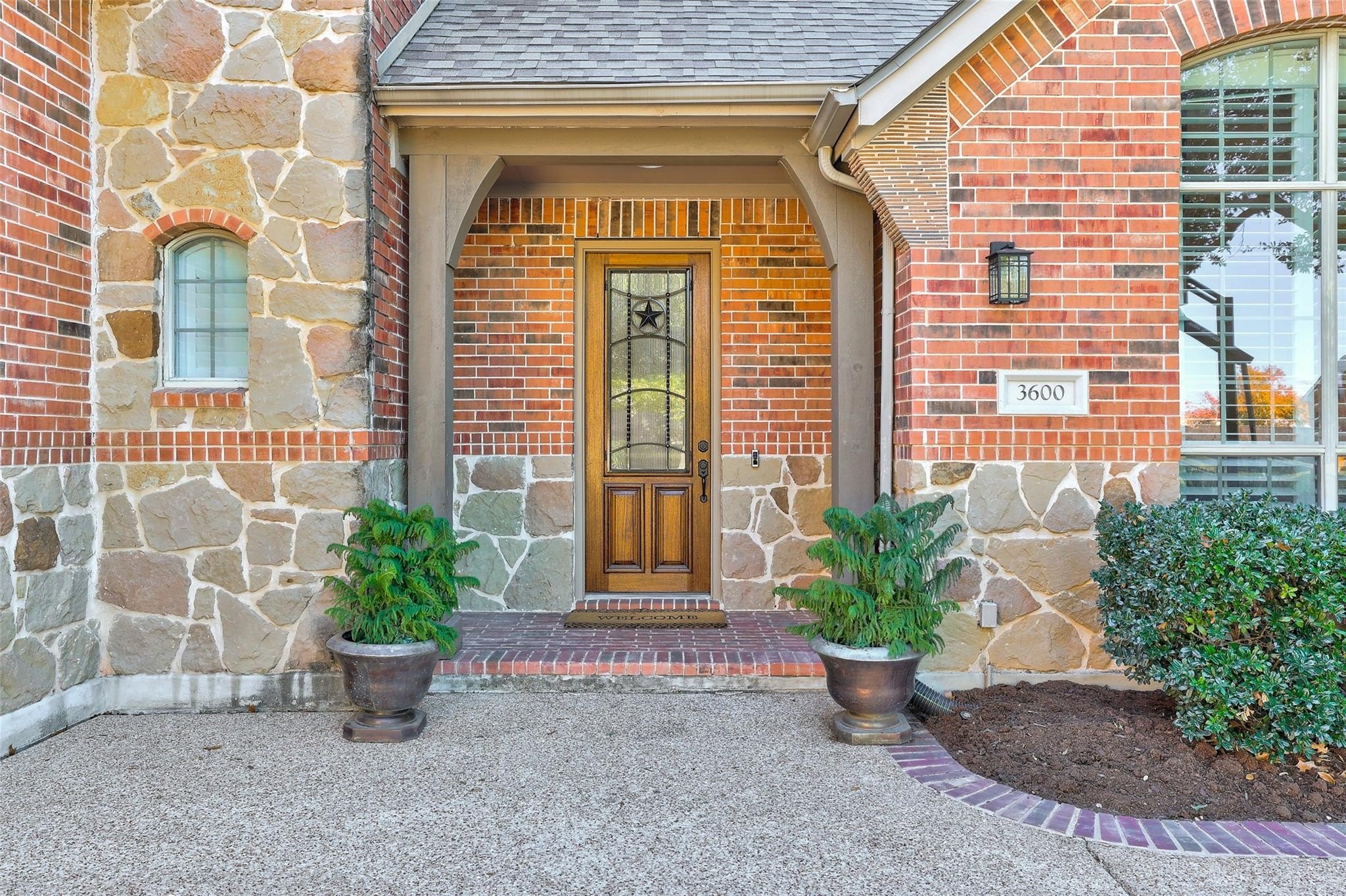 Round Rock, Texas, 78681, United States, 5 Bedrooms Bedrooms, ,4 BathroomsBathrooms,Residential,For Sale,2005669