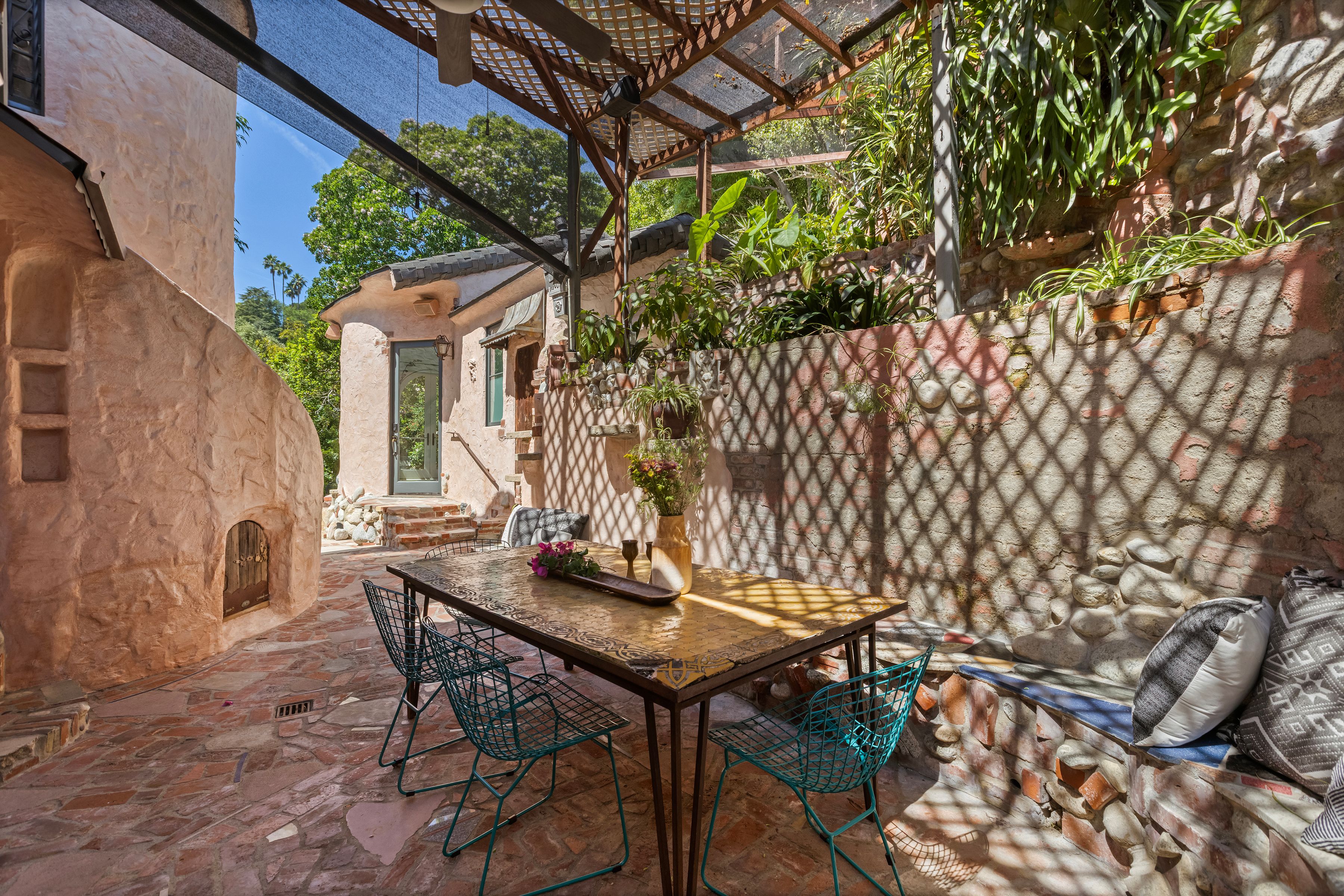  A Storybook Compound - 物件實景