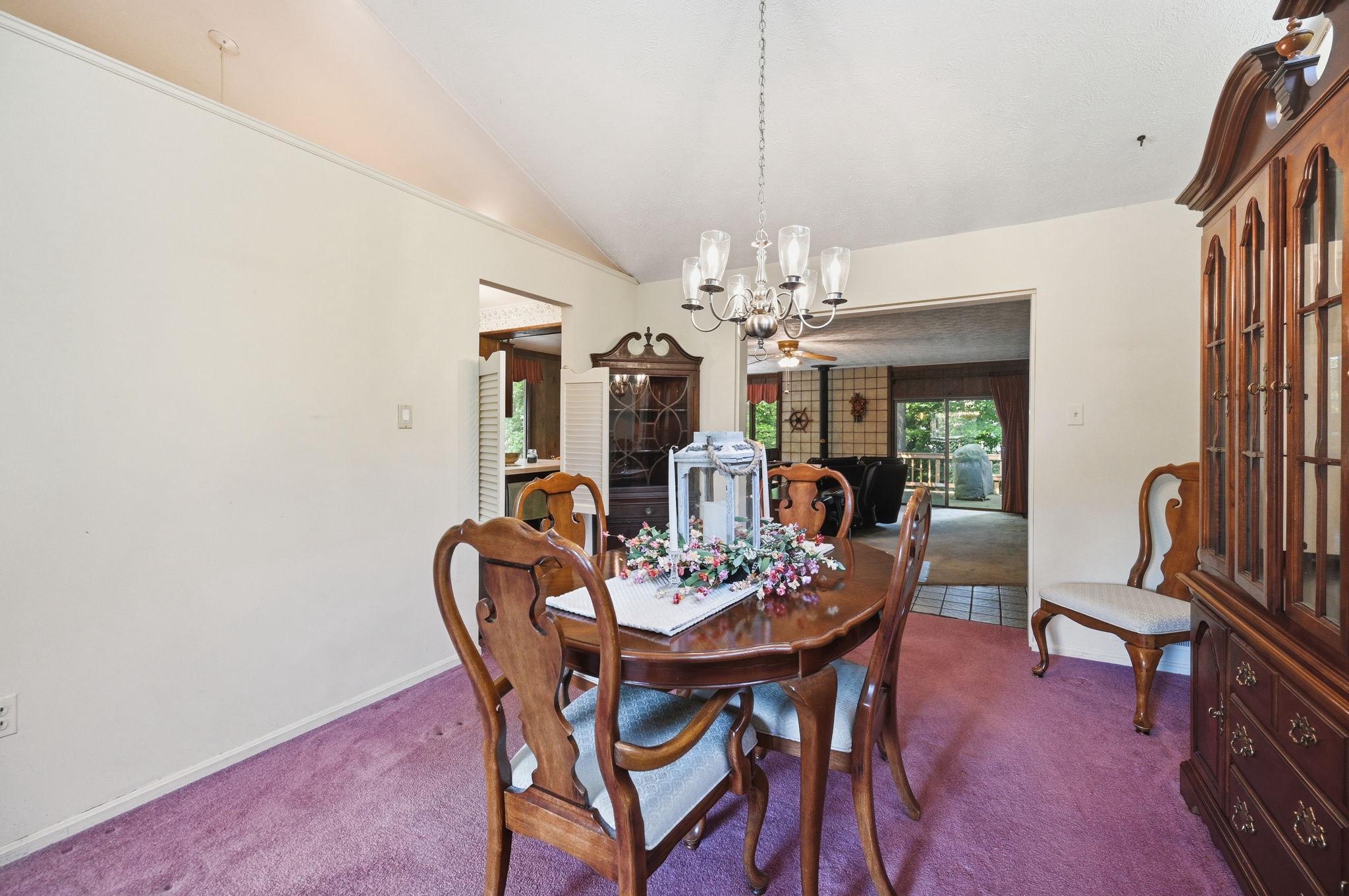 Fairfax, Virginia, 22032, United States, 4 Bedrooms Bedrooms, ,3 BathroomsBathrooms,Residential,For Sale,2048282