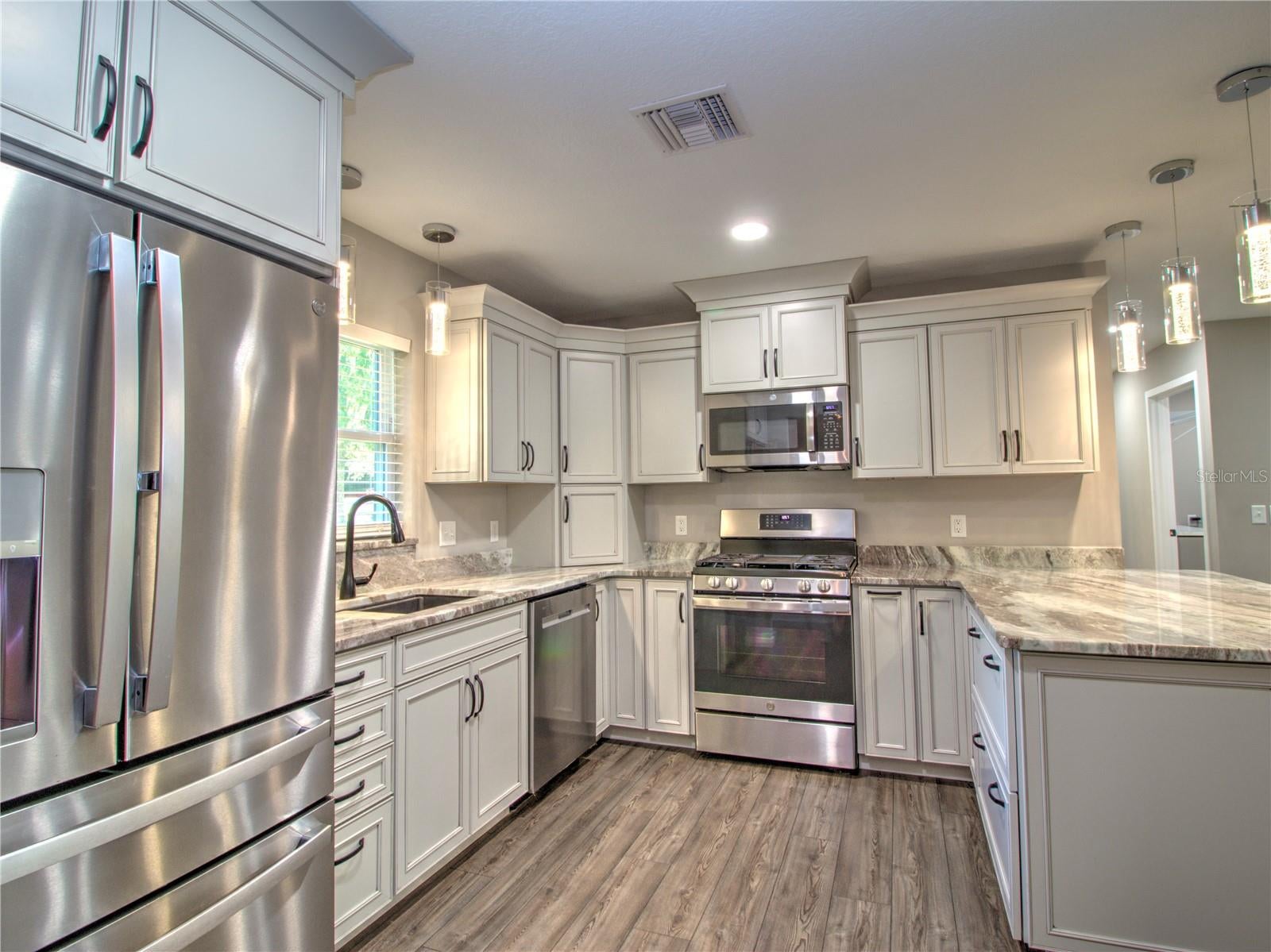 ANTHONY, Florida, 32617, United States, 3 Bedrooms Bedrooms, ,2 BathroomsBathrooms,Residential,For Sale,1941816