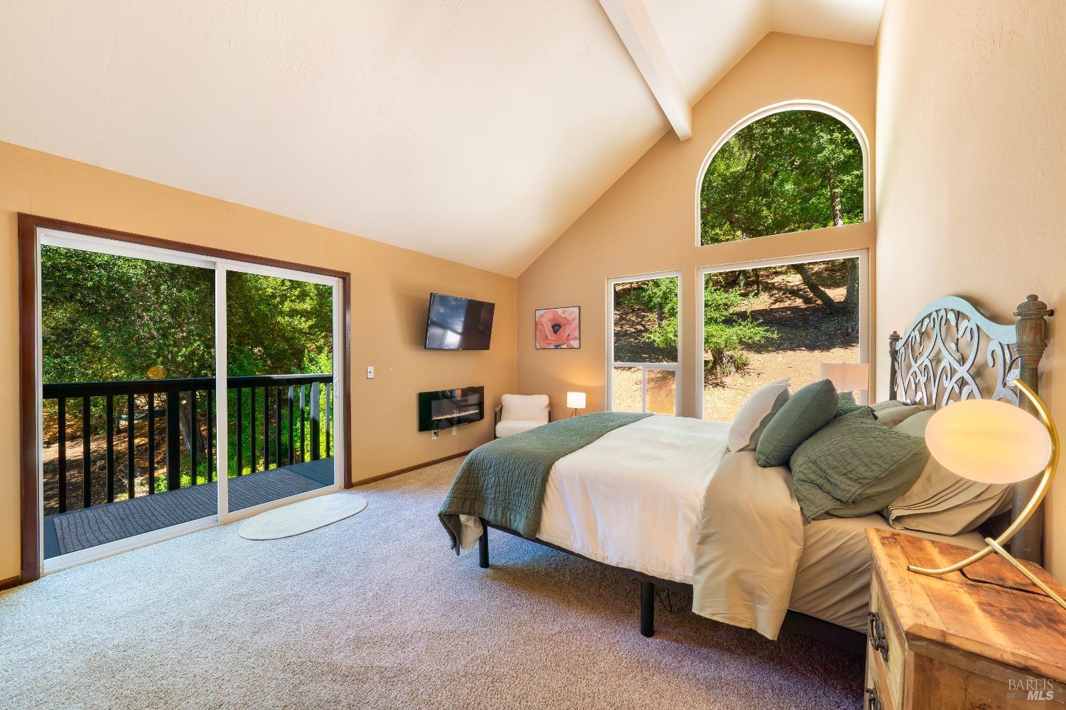 Santa Rosa, California, 95404, United States, 5 Bedrooms Bedrooms, ,4 BathroomsBathrooms,Residential,For Sale,1982692