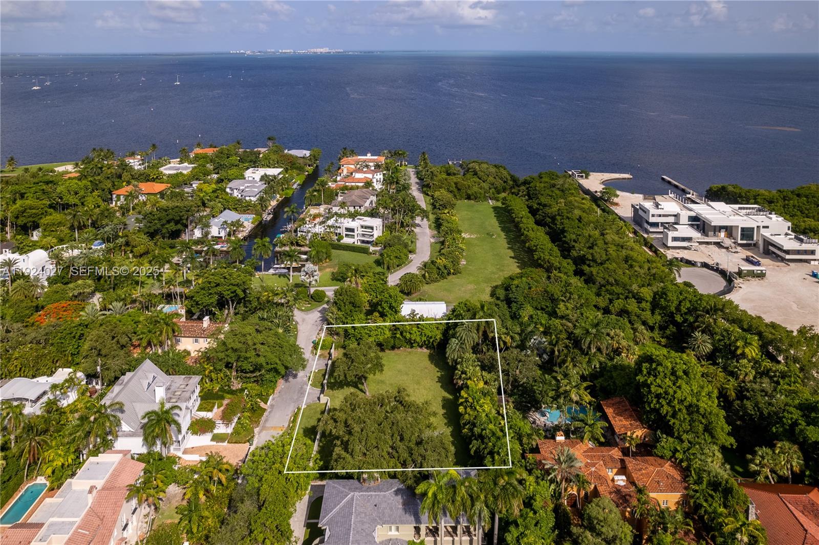 Coconut Grove, Florida, 33133, United States, ,Land,For Sale,2001655