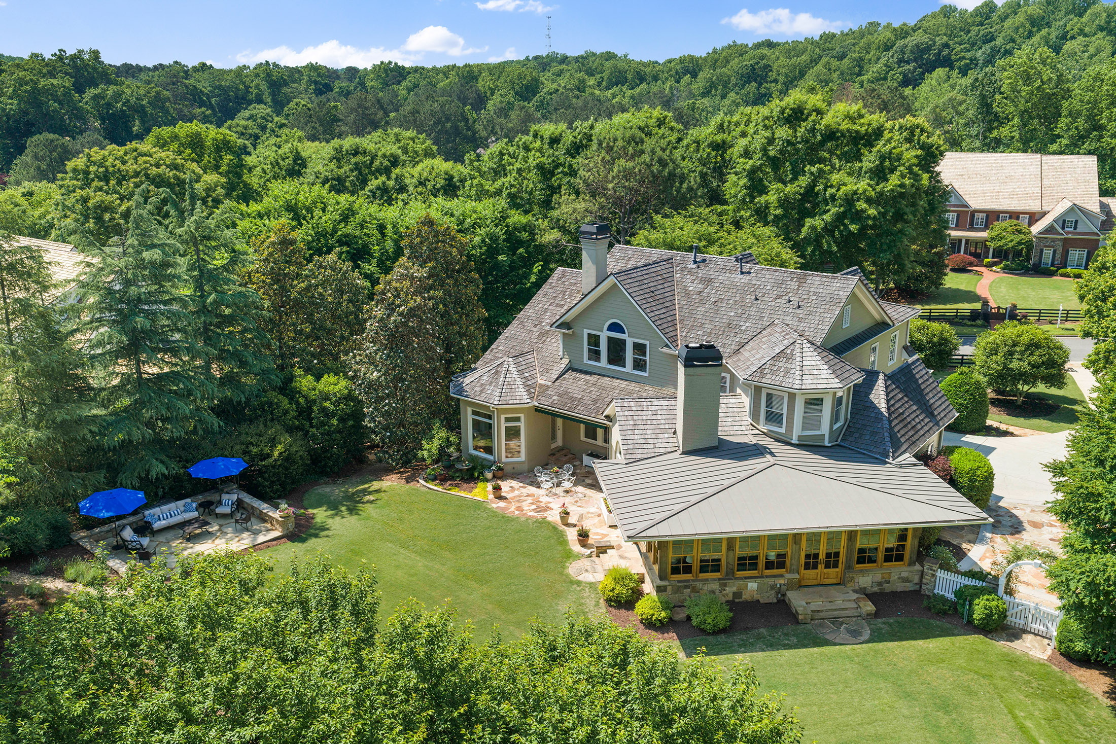  Estate-style Living in One of Milton