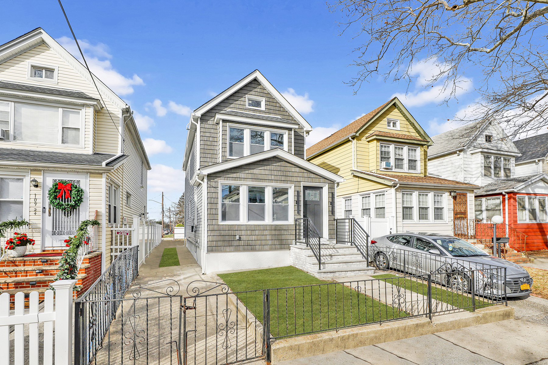 Queens Village, New York, 11429, United States, 4 Bedrooms Bedrooms, ,3 BathroomsBathrooms,Residential,For Sale,2005835