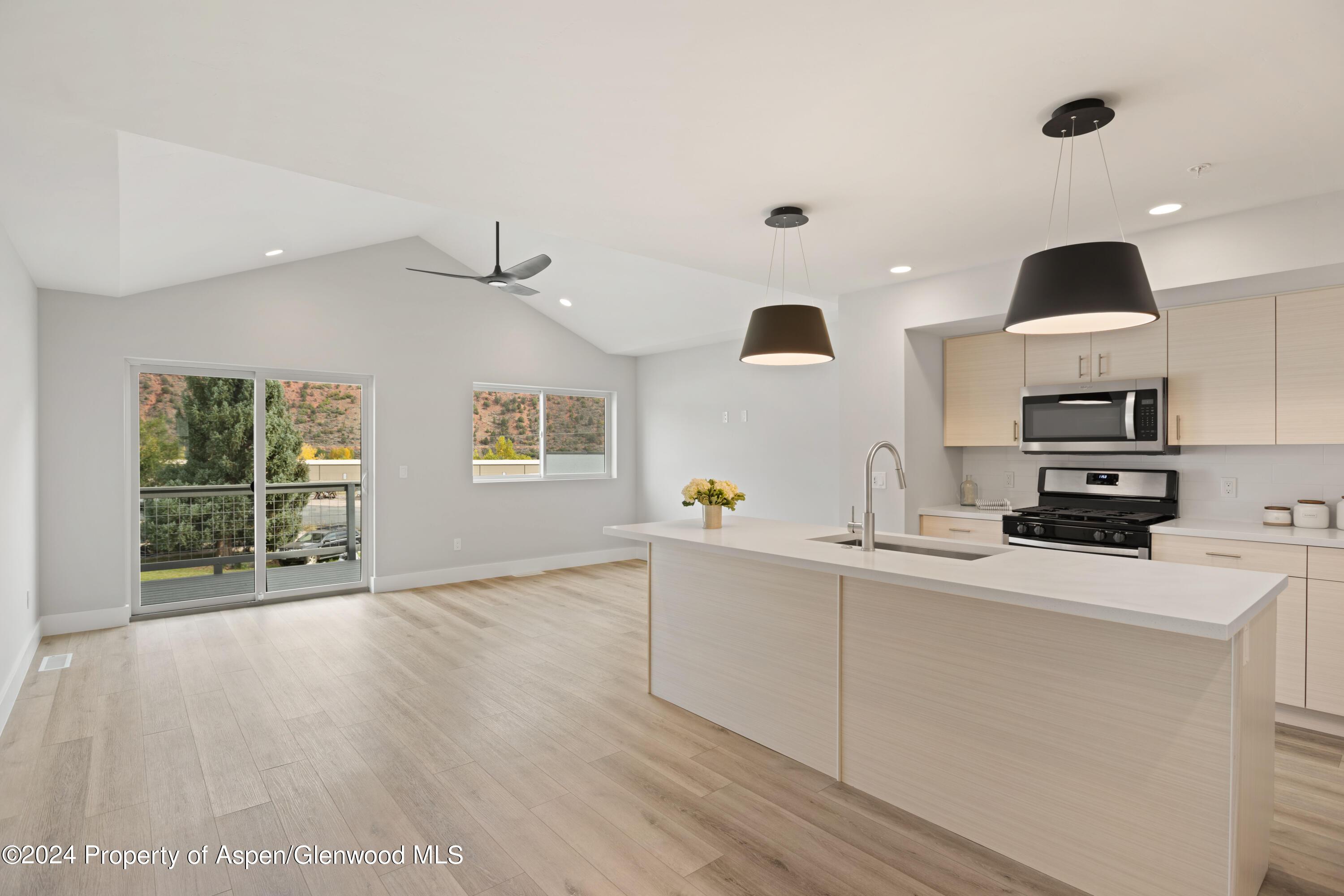Glenwood Springs, Colorado, 81601, United States, 4 Bedrooms Bedrooms, ,4 BathroomsBathrooms,Residential,For Sale,1898816