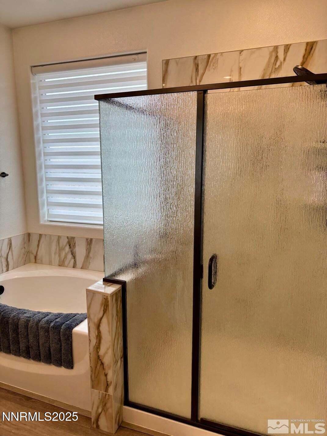 Sparks, Nevada, 89441, United States, 4 Bedrooms Bedrooms, ,3 BathroomsBathrooms,Residential,For Sale,1995545