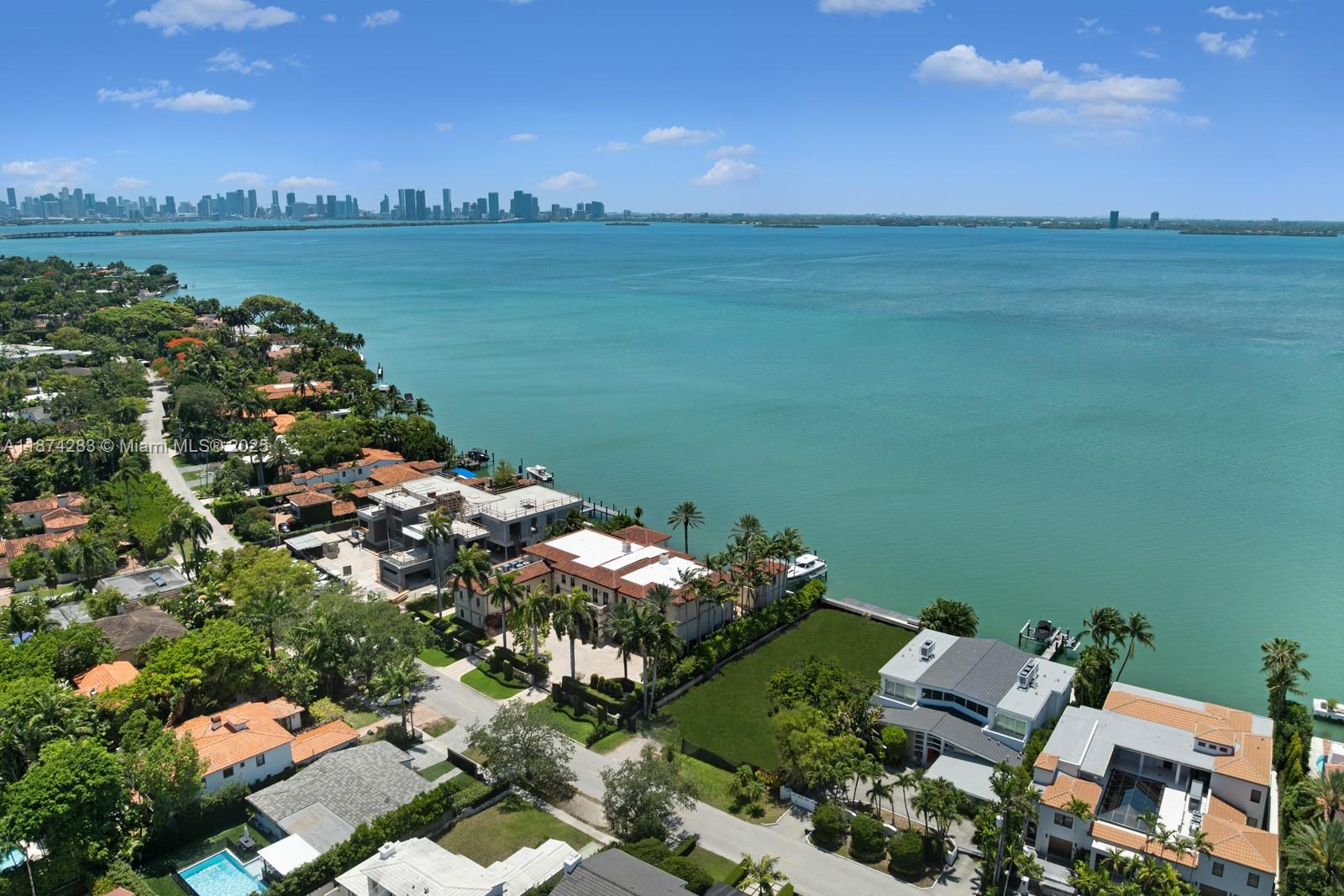 Miami Beach, Florida, 33140, United States, ,Land,For Sale,1949270