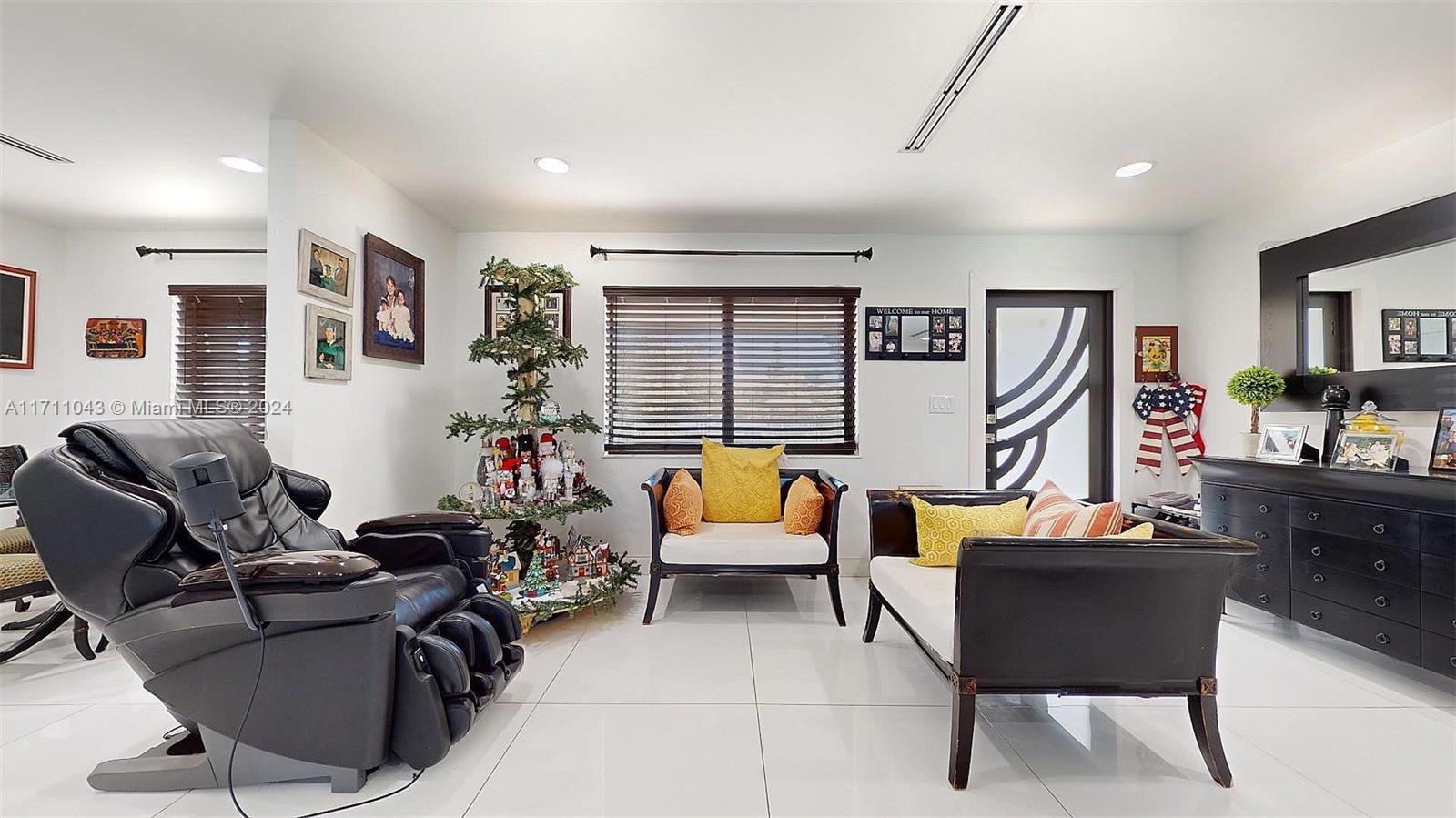 Homestead, Florida, 33031, United States, 3 Bedrooms Bedrooms, ,2 BathroomsBathrooms,Residential,For Sale,1983356