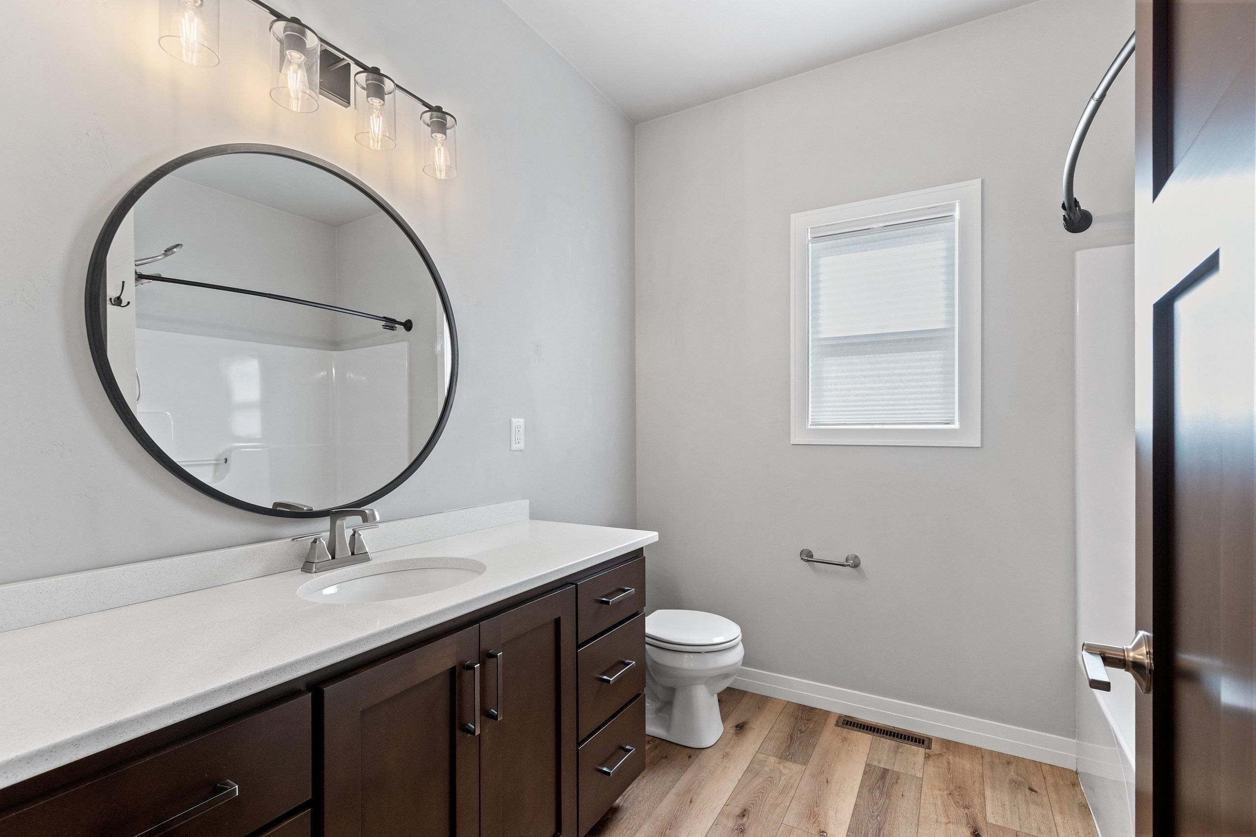 DE PERE, Wisconsin, 54115, United States, 4 Bedrooms Bedrooms, ,4 BathroomsBathrooms,Residential,For Sale,1982498