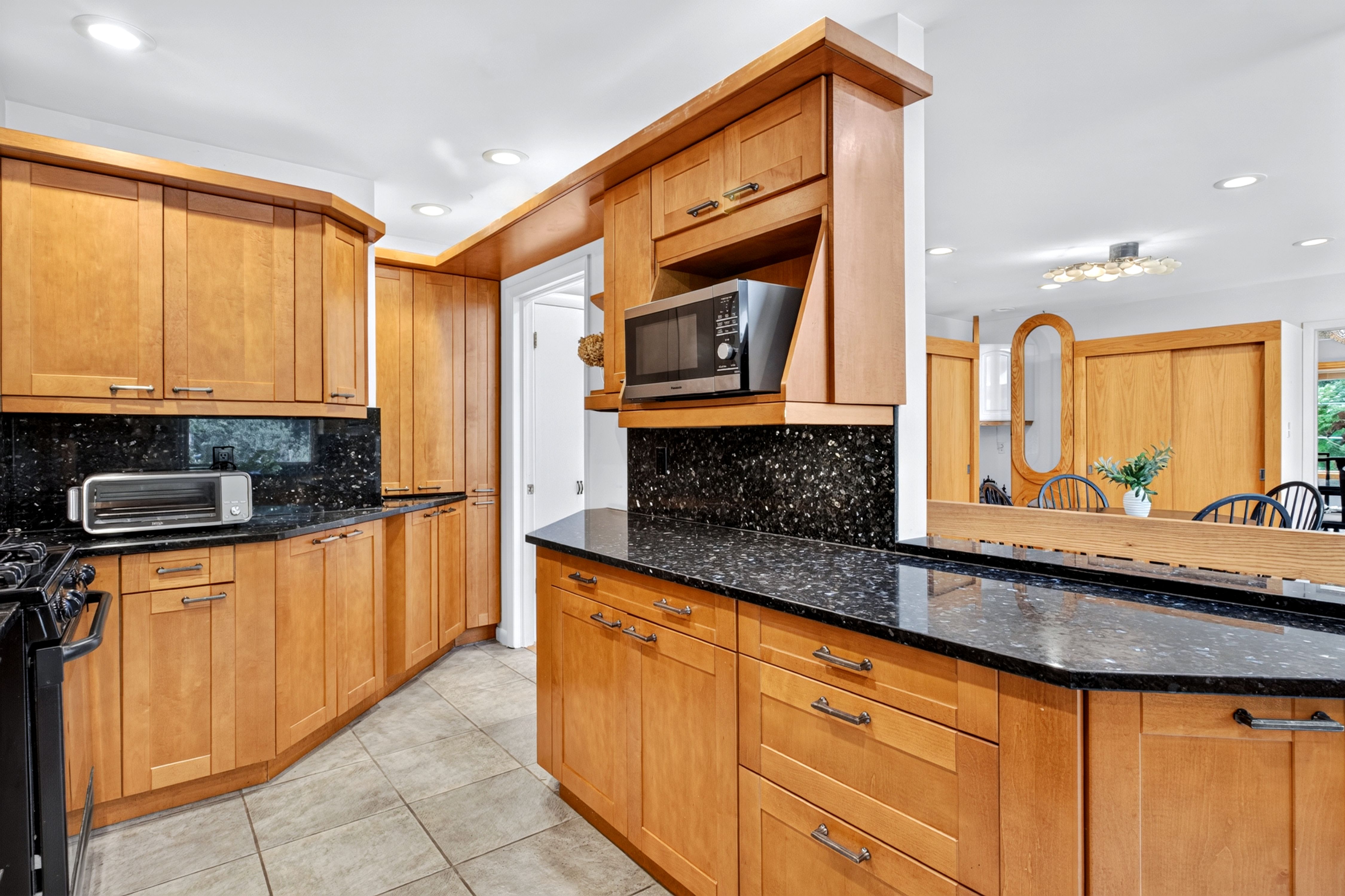  75 Plymouth Road, Manhasset, NY 11030 - 物件實景