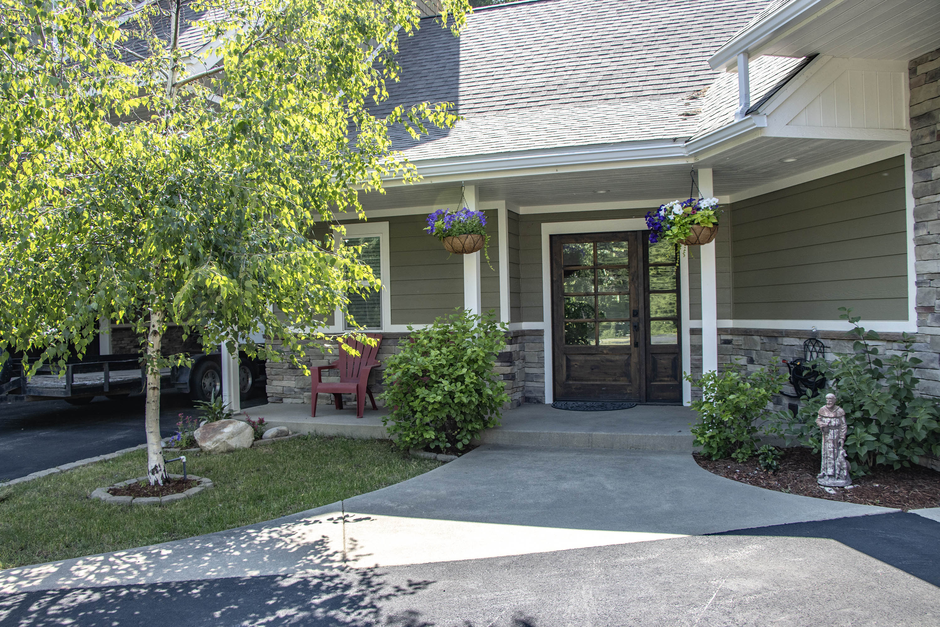 Sandpoint, Idaho, 83864, United States, 6 Bedrooms Bedrooms, ,8 BathroomsBathrooms,Residential,For Sale,1975419