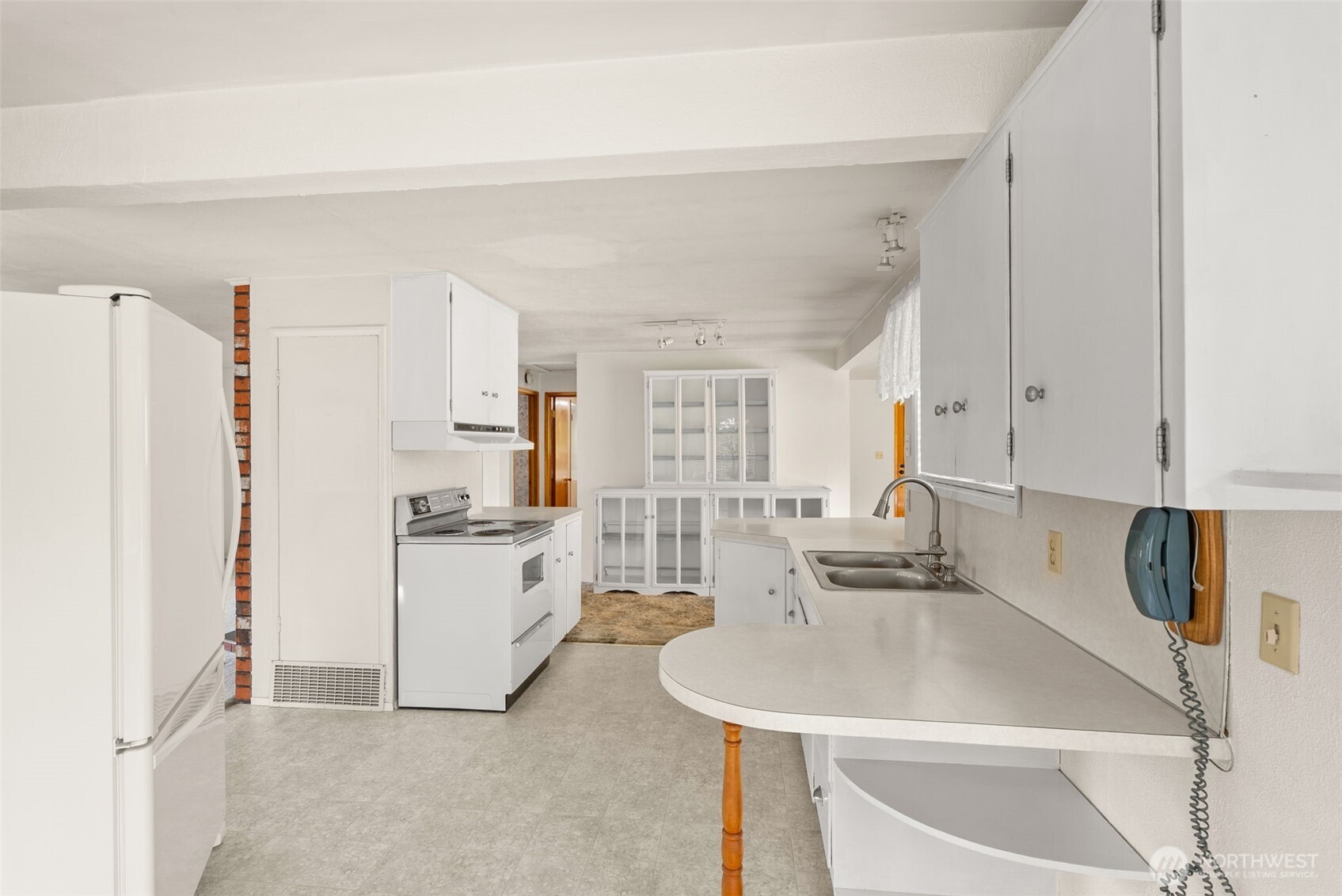 Chehalis, Washington, 98532, United States, 2 Bedrooms Bedrooms, ,1 BathroomBathrooms,Residential,For Sale,2015709