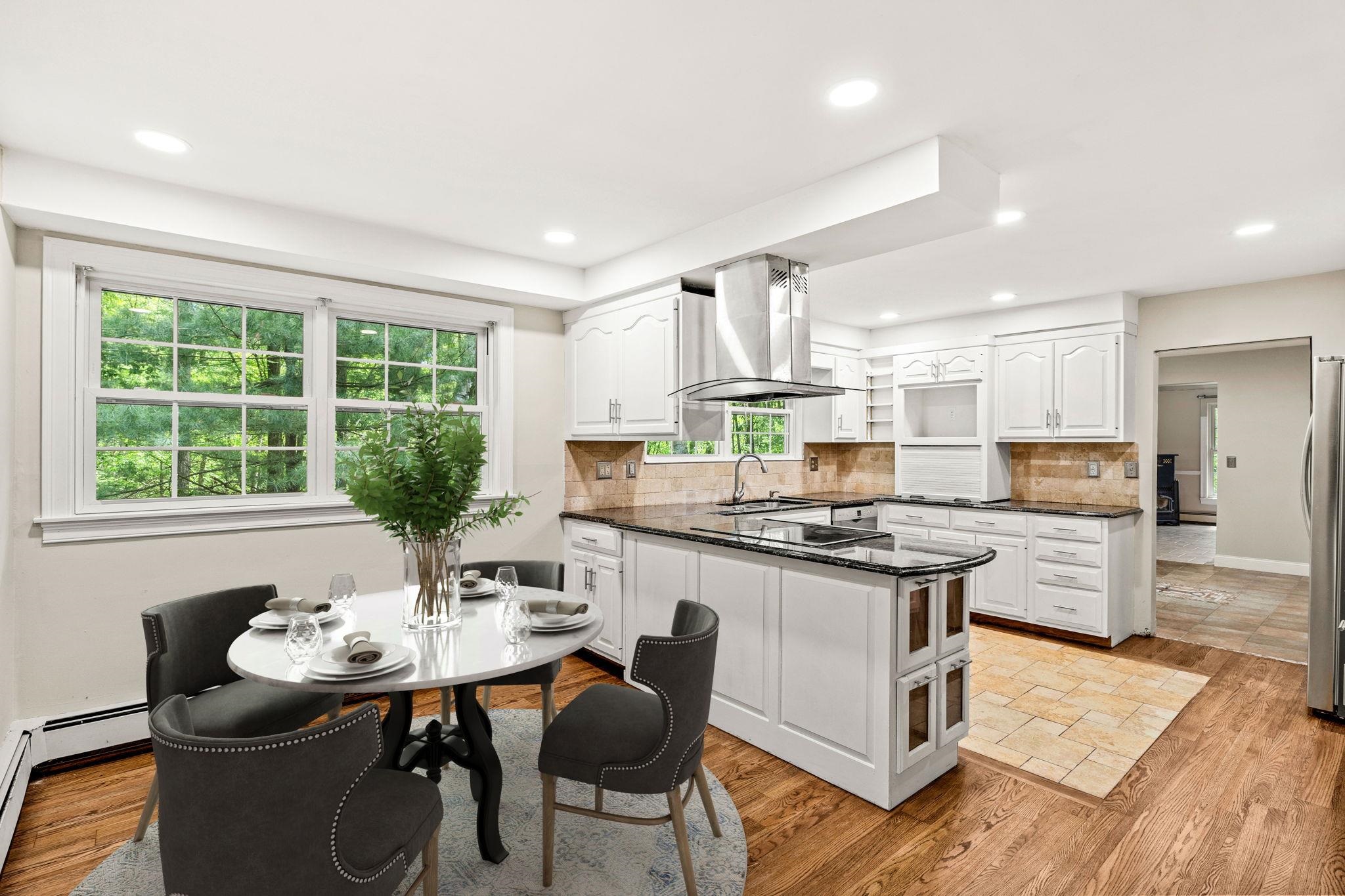 Bedford, New Hampshire, 03110, United States, 5 Bedrooms Bedrooms, ,5 BathroomsBathrooms,Residential,For Sale,1838857