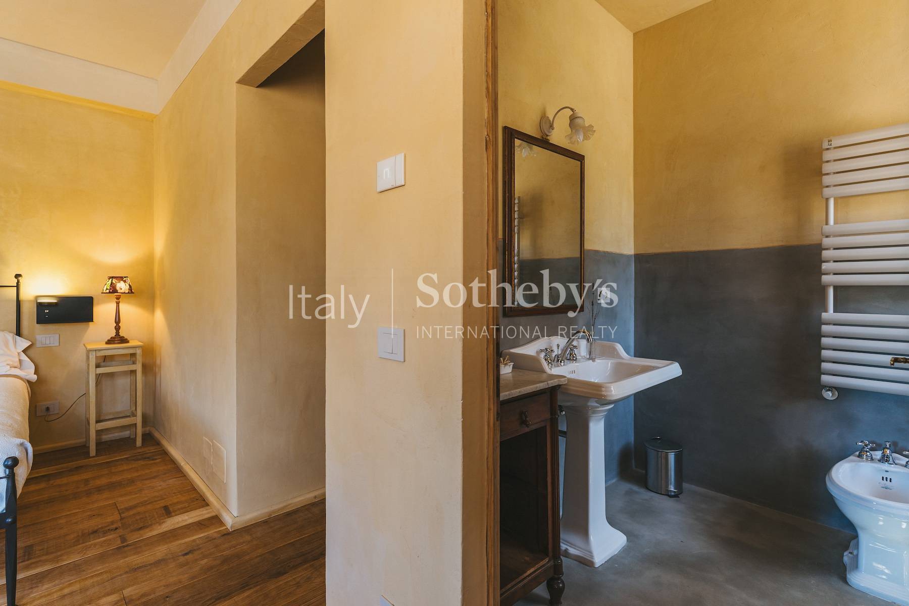  Small restored hamlet in the heart of Chianti - 物件實景