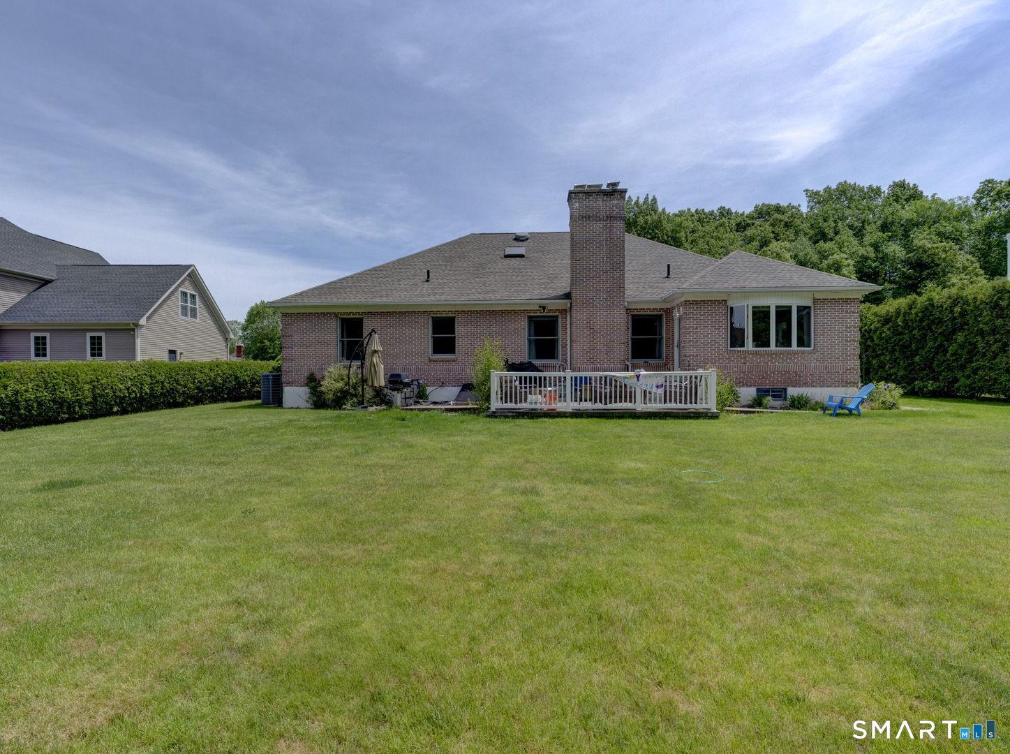 Wethersfield, Connecticut, 06109, United States, 3 Bedrooms Bedrooms, ,4 BathroomsBathrooms,Residential,For Sale,2048104