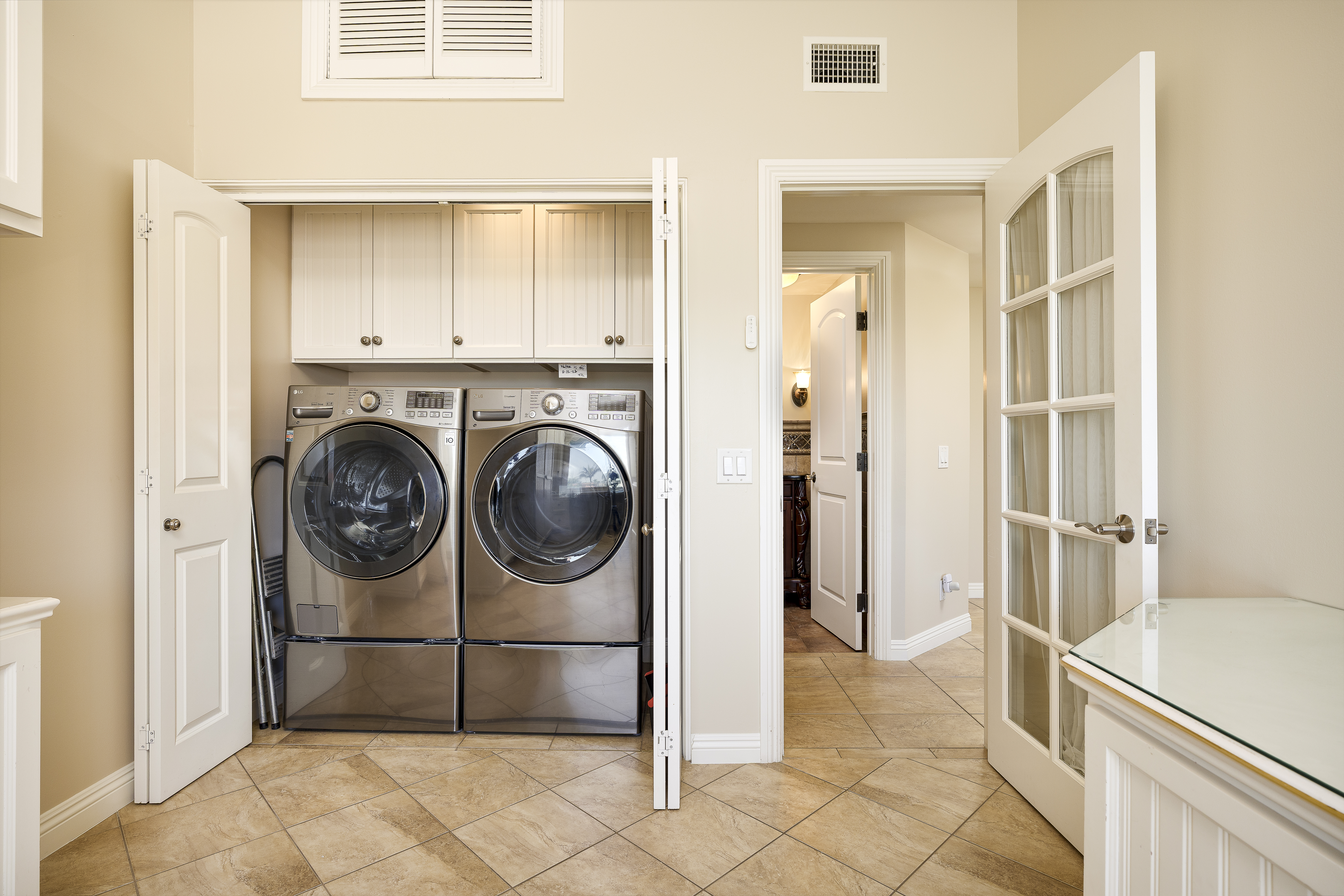 16475 Tropez Lane, Huntington Beach, CA 92649 - 物件實景