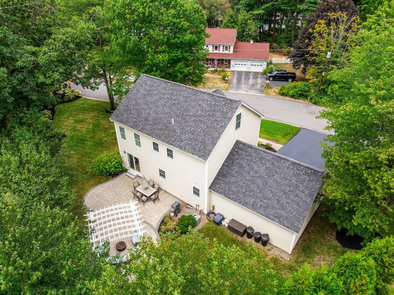 Manchester, New Hampshire, 03104, United States, 4 Bedrooms Bedrooms, ,3 BathroomsBathrooms,Residential,For Sale,1934324