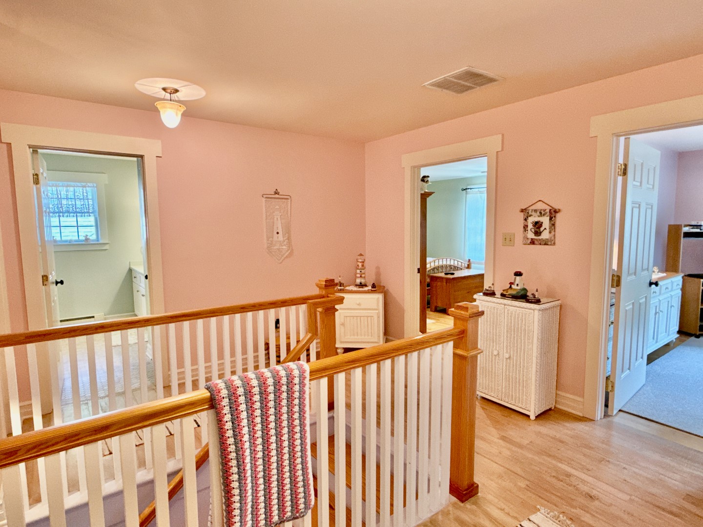 Hawley, Pennsylvania, 18428, United States, 3 Bedrooms Bedrooms, ,4 BathroomsBathrooms,Residential,For Sale,1846687