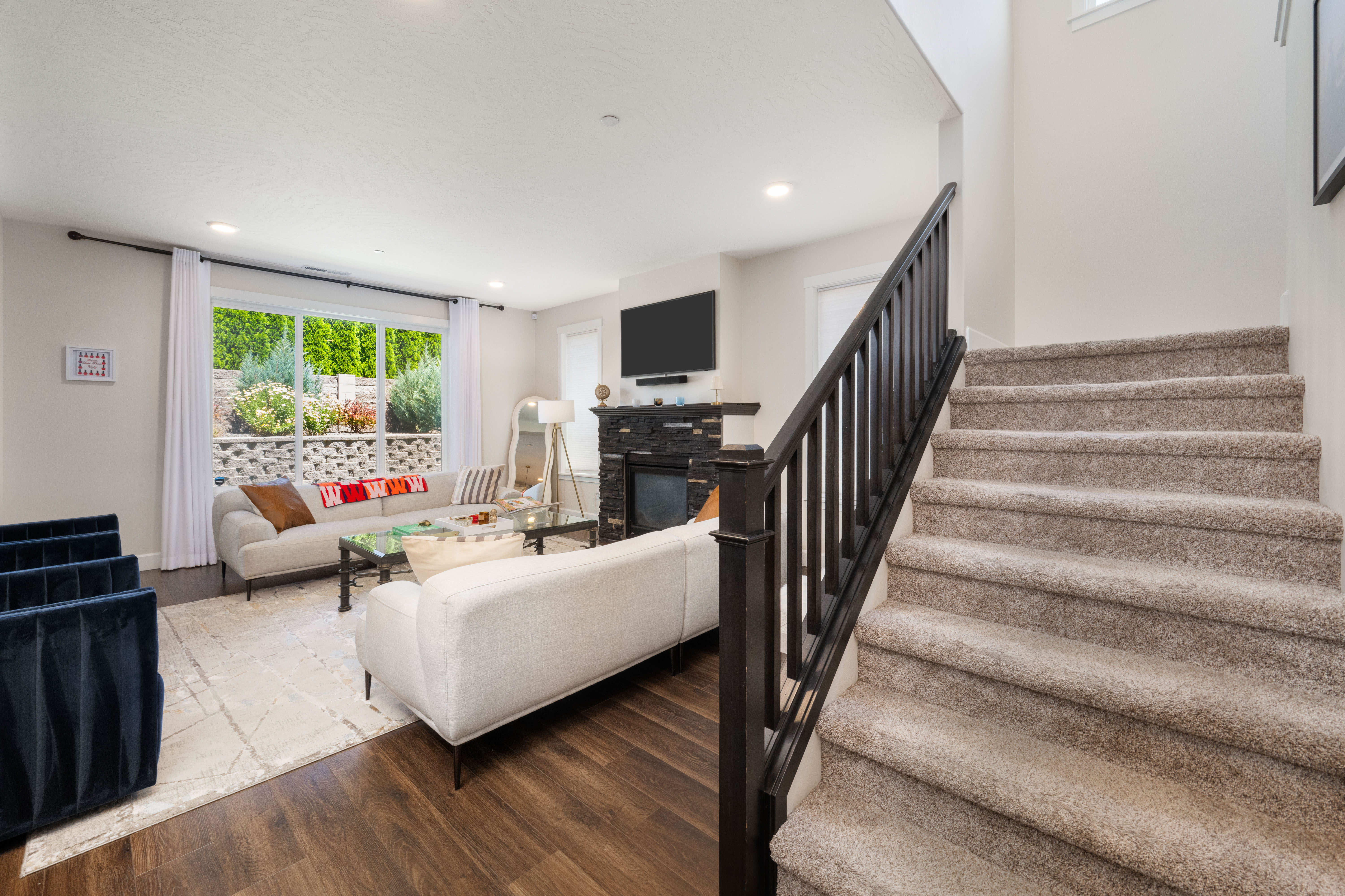  Immaculate Home Private Back yard, Bonus Room - 物件實景