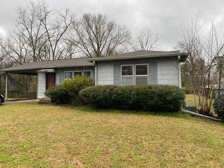 Jefferson St, Aberdeen, MS 39730