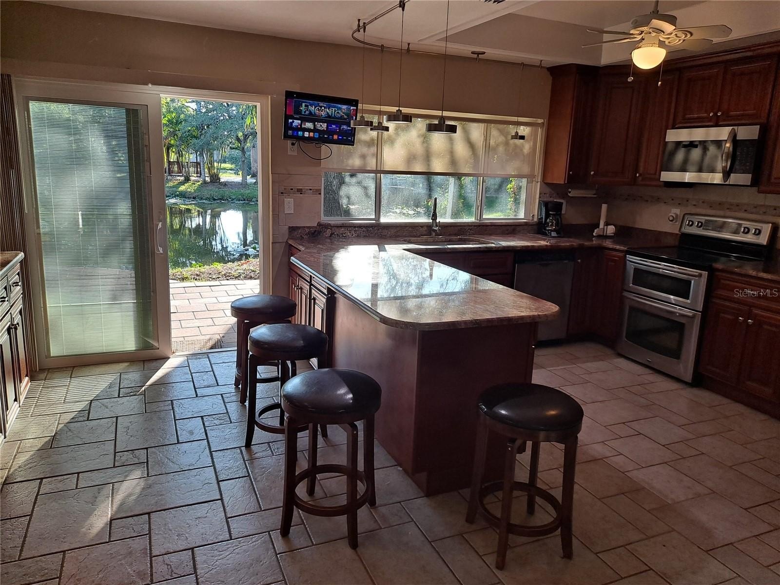 ST PETERSBURG, Florida, 33709, United States, 5 Bedrooms Bedrooms, ,5 BathroomsBathrooms,Residential,For Sale,1996454