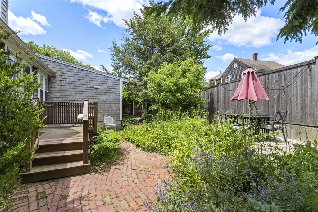 Hingham, Massachusetts, 02043, United States, 4 Bedrooms Bedrooms, ,3 BathroomsBathrooms,Residential,For Sale,1881278