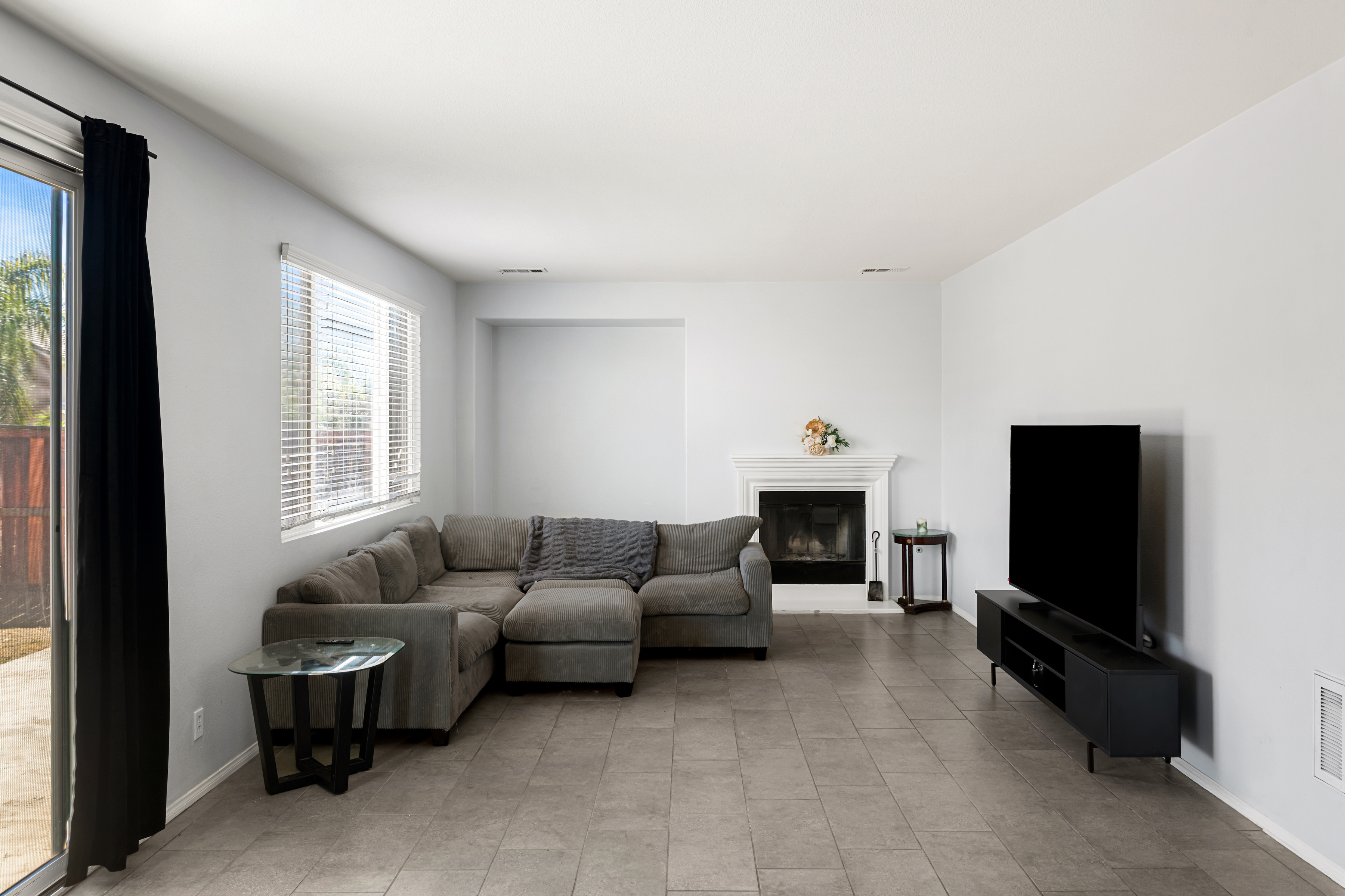  3873 Strand Way - 物件實景