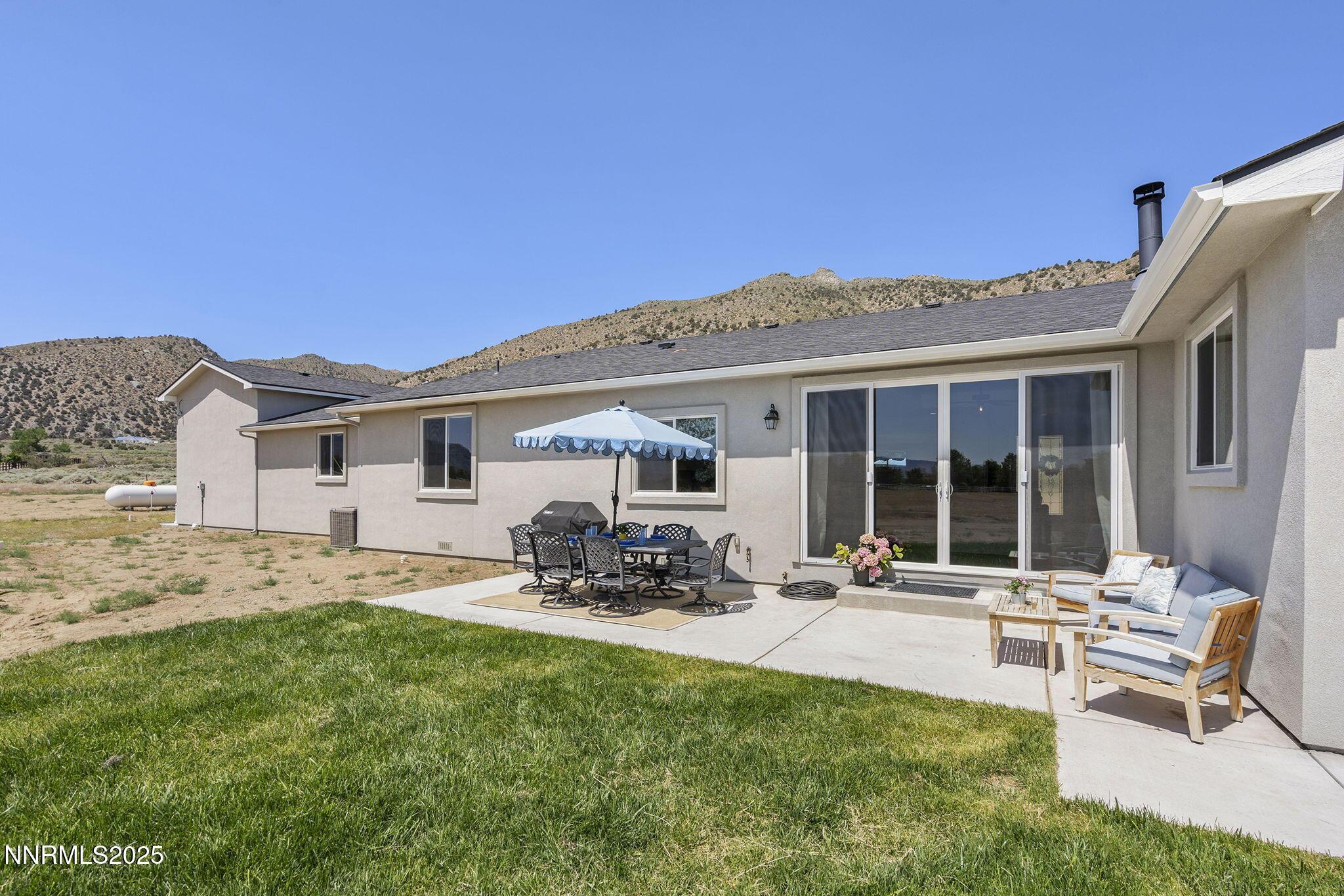 Smith Valley, Nevada, 89444, United States, 4 Bedrooms Bedrooms, ,3 BathroomsBathrooms,Residential,For Sale,1848562
