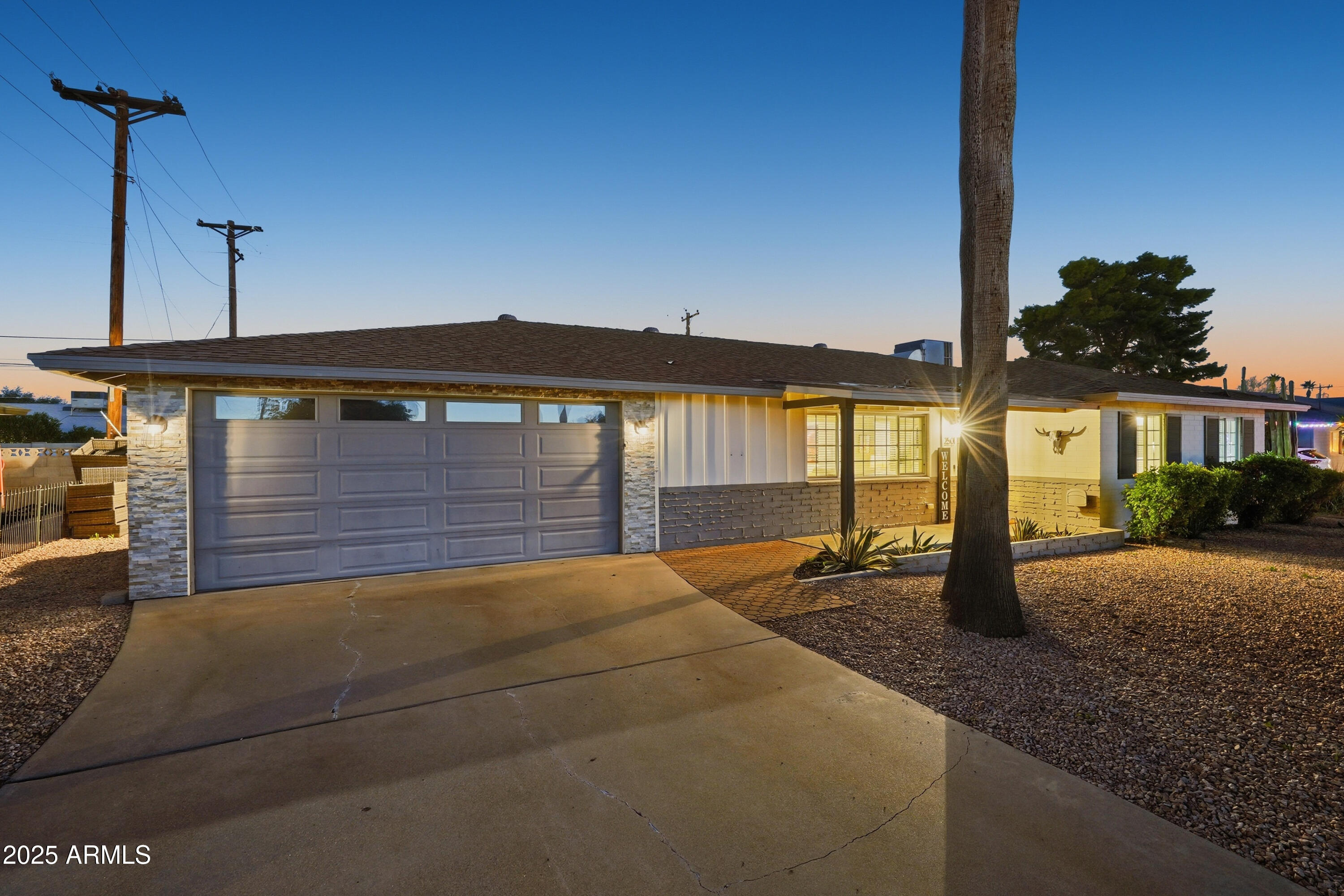 Scottsdale, Arizona, 85257, United States, 3 Bedrooms Bedrooms, ,2 BathroomsBathrooms,Residential,For Sale,2001826