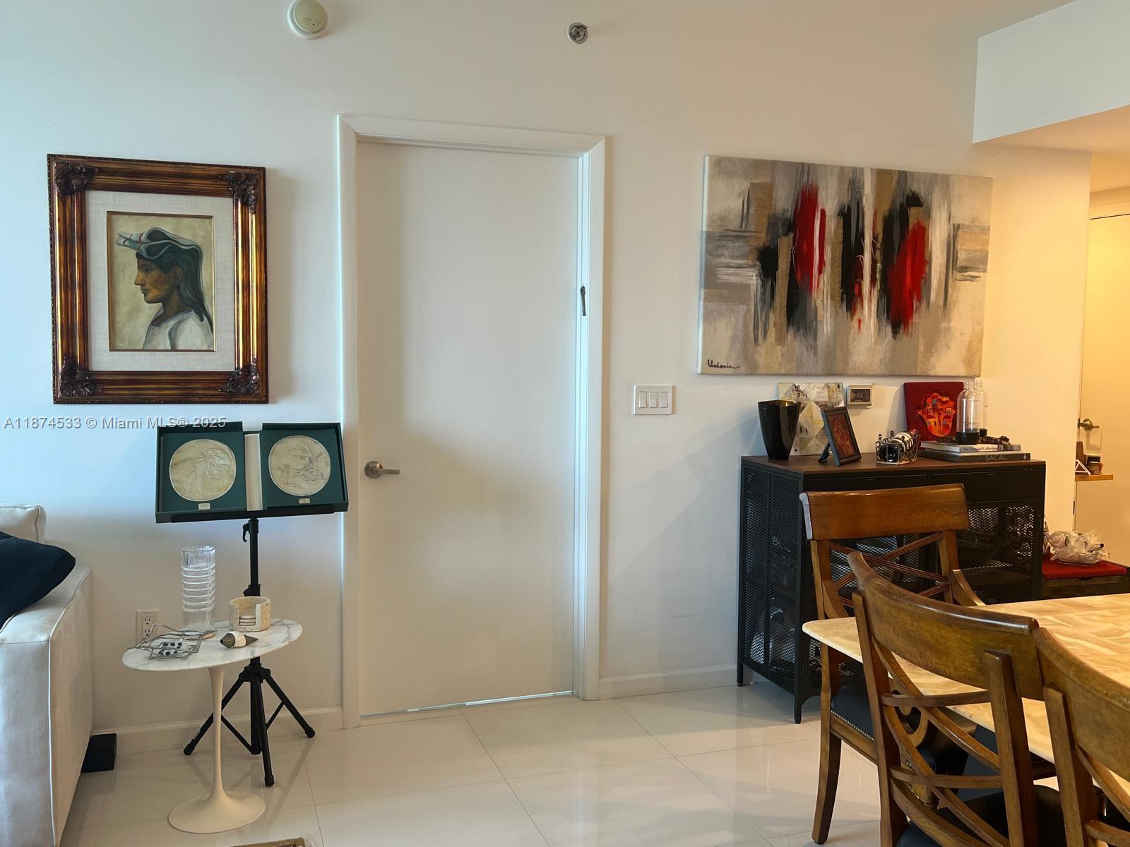 Miami, Florida, 33131, United States, 1 Bedroom Bedrooms, ,1 BathroomBathrooms,Residential,For Sale,1942098