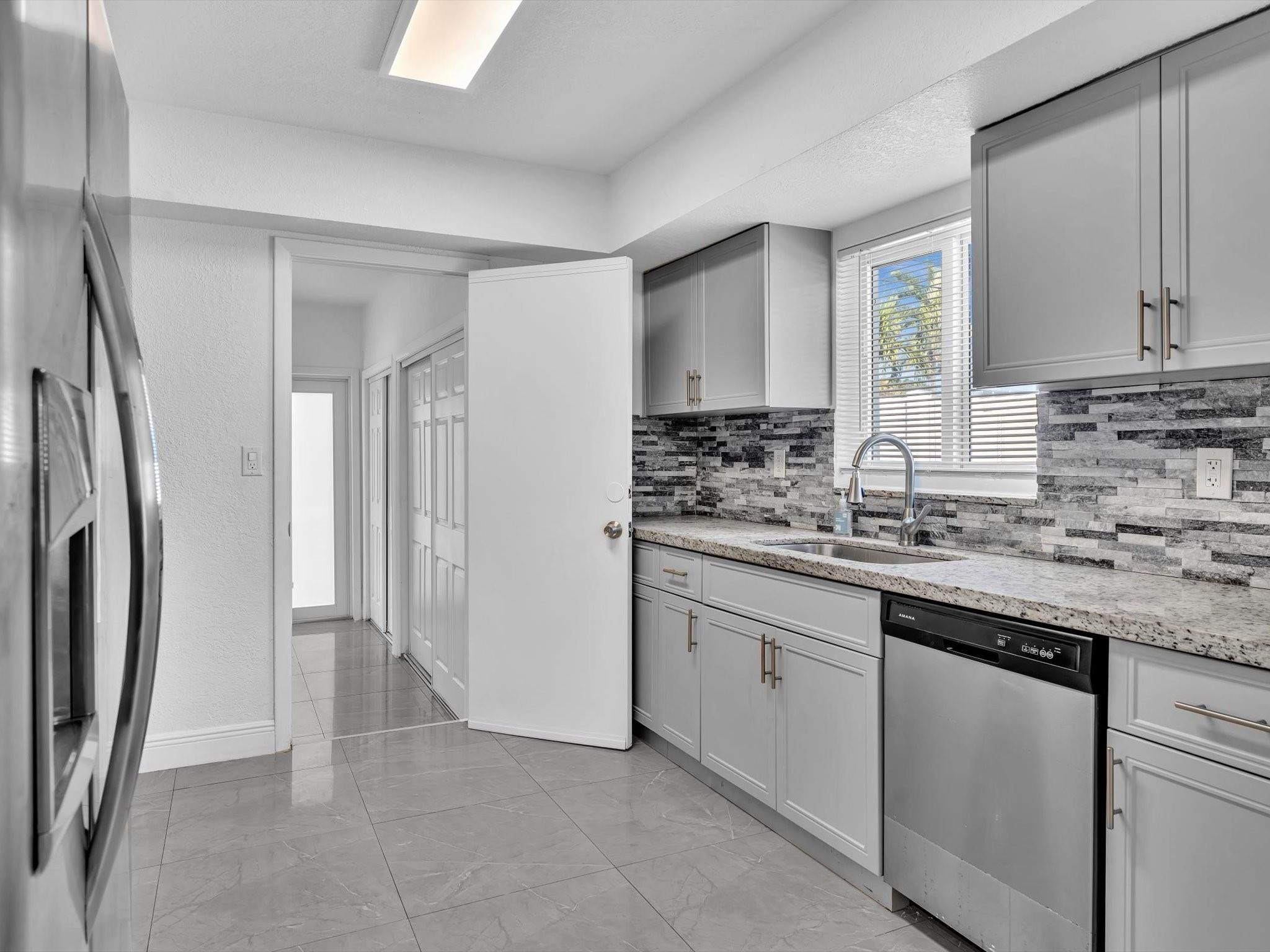 Oakland Park, Florida, 33309, United States, 3 Bedrooms Bedrooms, ,2 BathroomsBathrooms,Residential,For Sale,1984099